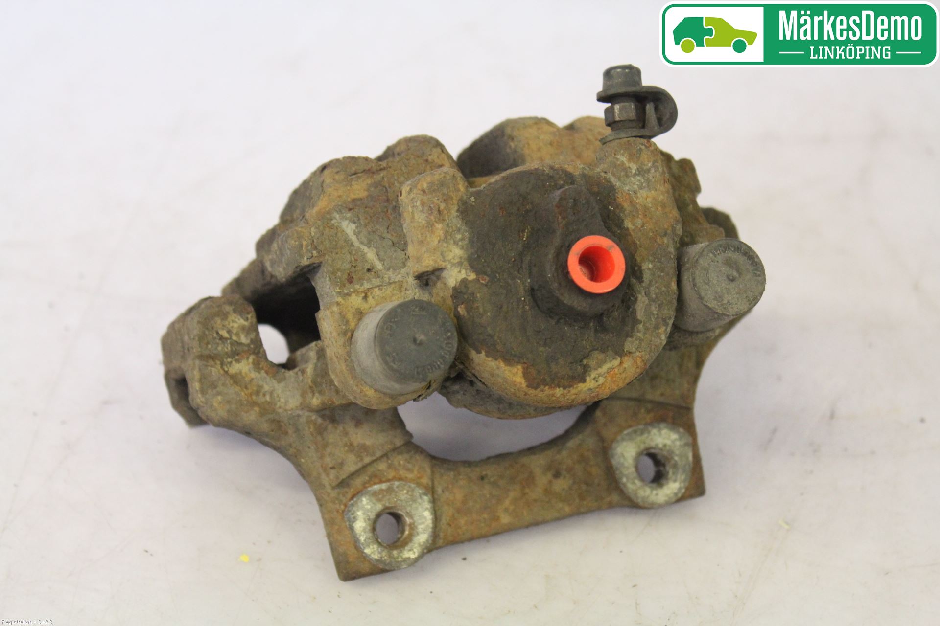 BMW 3 E90/91 SED/TOU 05-12 Bromsok Bak Höger