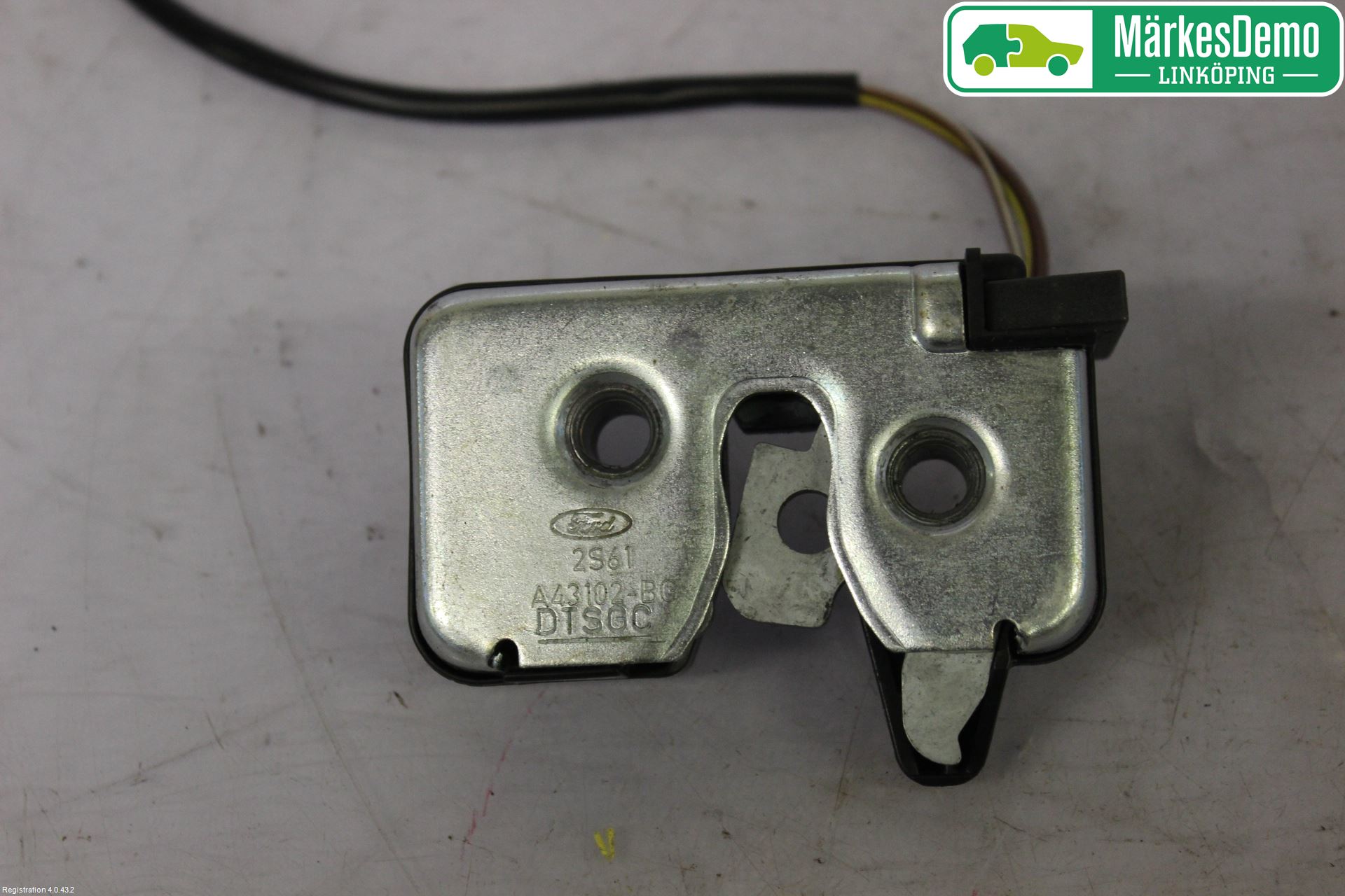 Ford FIESTA     06-08 Låskista Baklucka