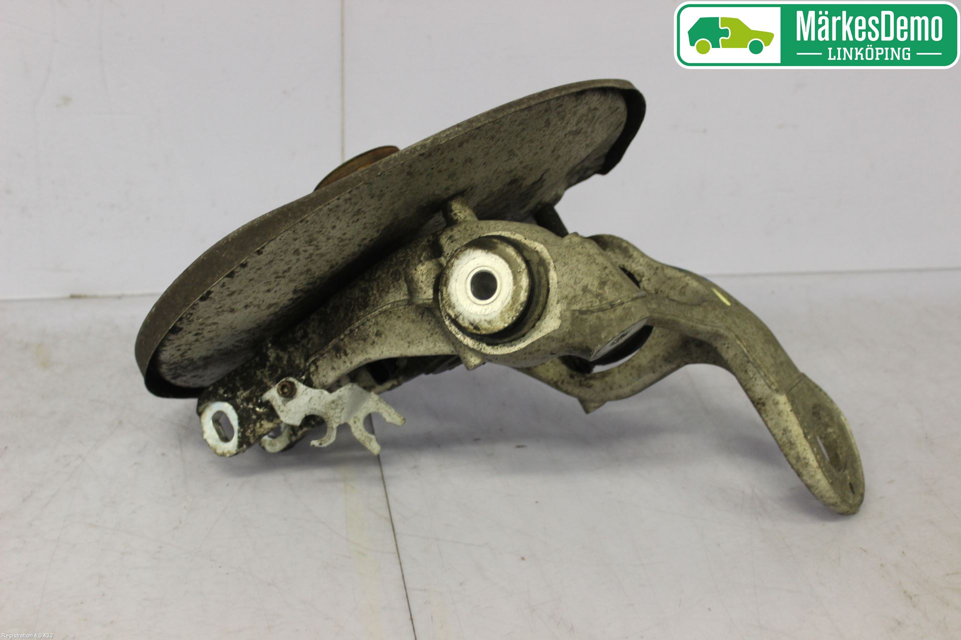 Audi A5 07-16 Hjullagerhus-Spindel Hö B