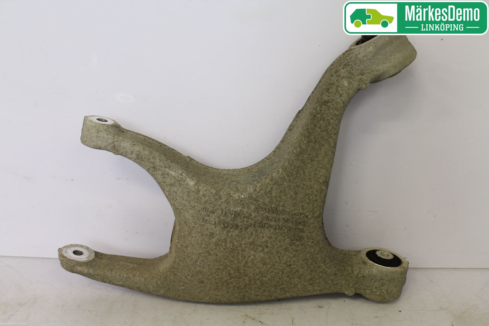 Audi Q5 09-16 Bärarm Bak Höger