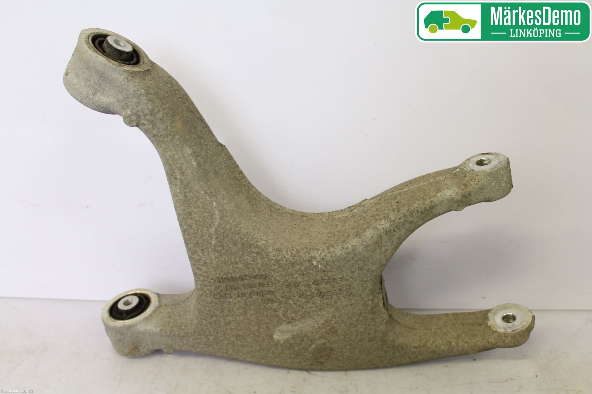 Audi Q5 09-16 Bärarm Bak Vänster