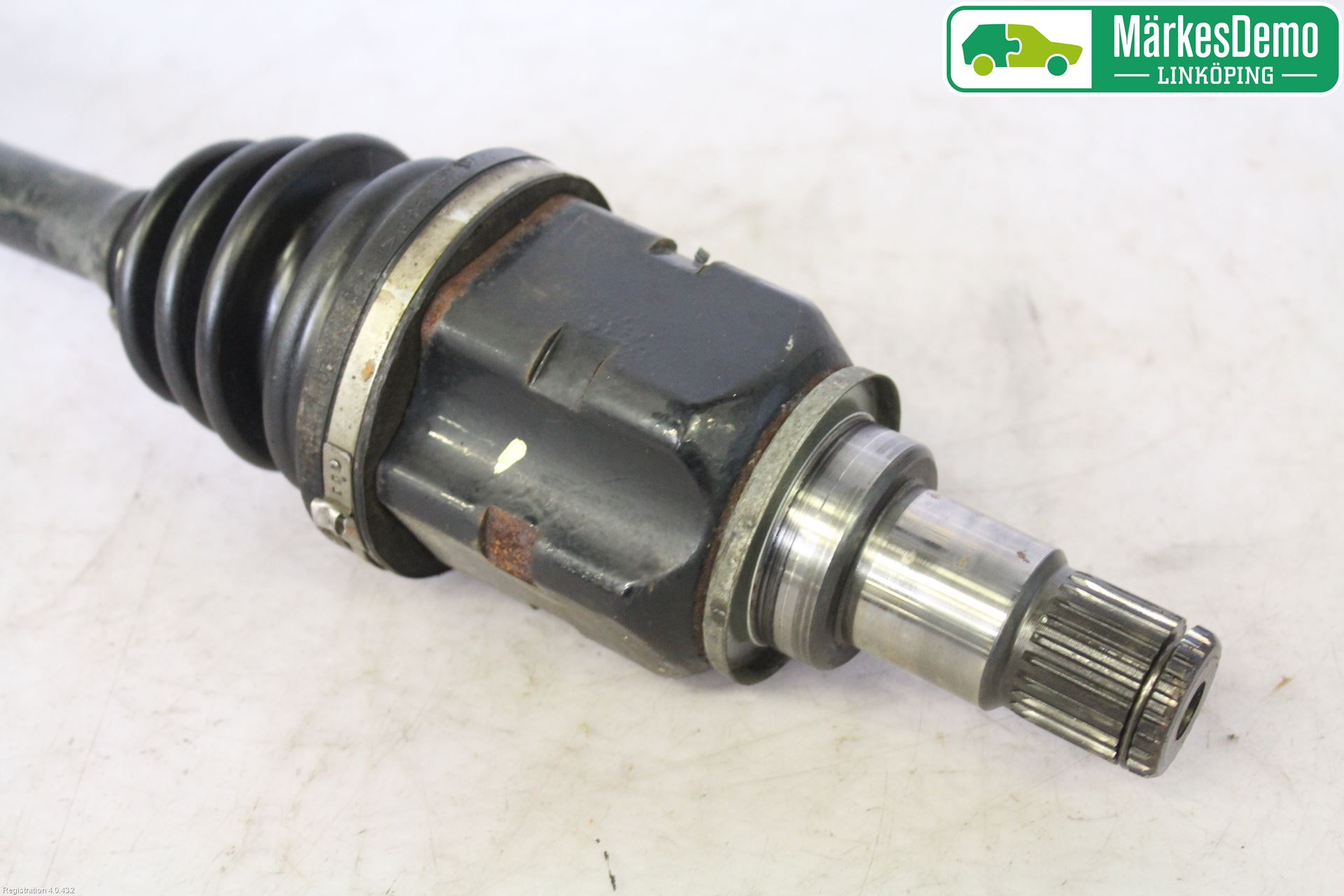 Toyota AVENSIS 07-08 Drivaxel Fram Vänster