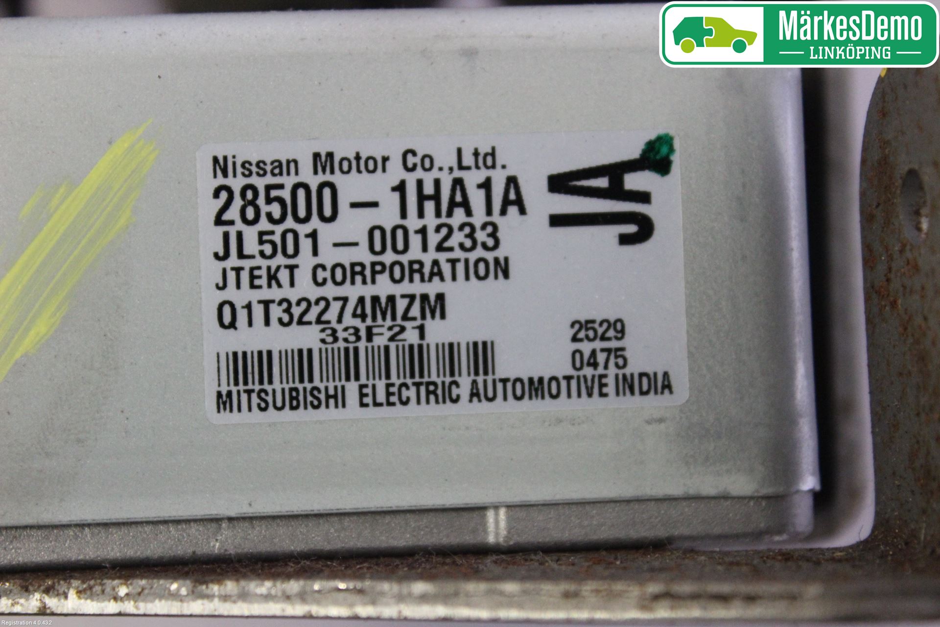 Nissan MICRA 11-16 Rattaxelagg Med Inb Servo