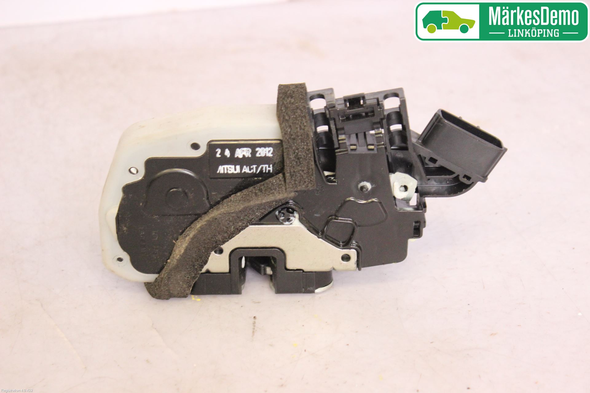 Nissan MICRA 11-16 Låskista-Dörrlås