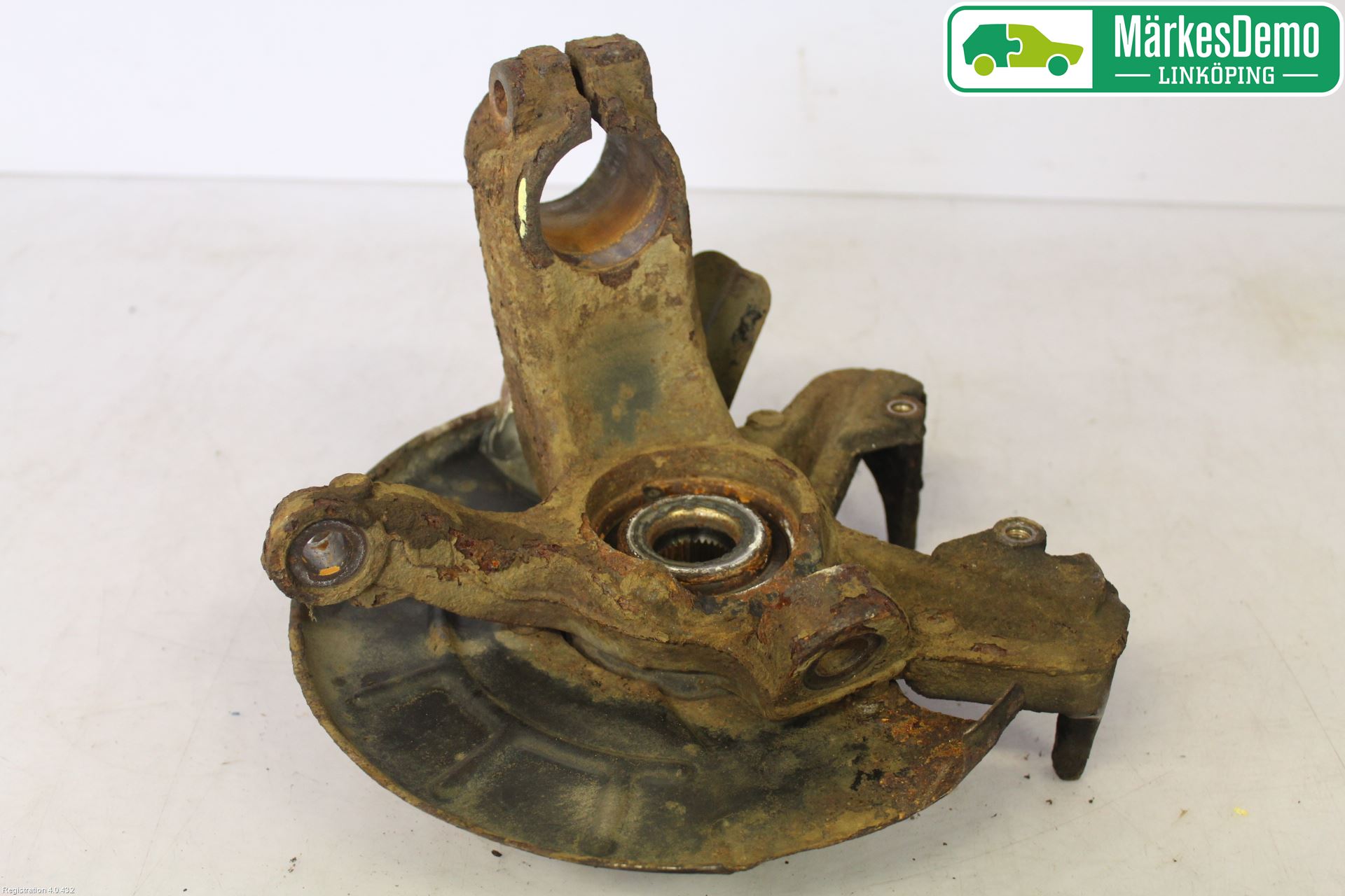 Skoda FABIA 07-14 Styrspindel Lagerhus Vä