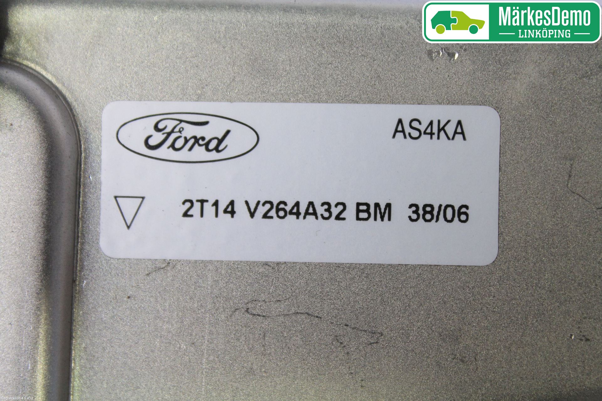 Ford TRANSIT CONNECT 03-08 Låskista-Dörrlås