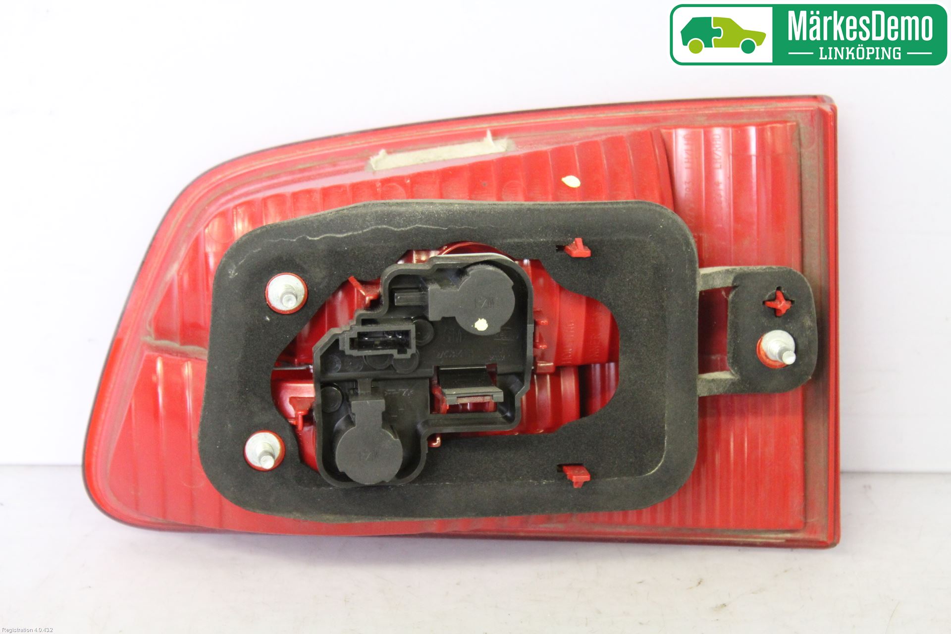 Saab 9-5     06-10 Bakljus Lucka Vä