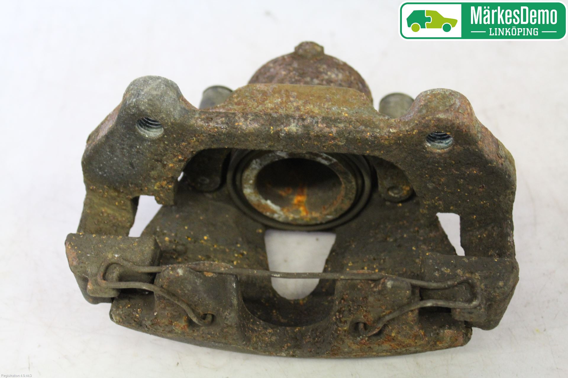 Saab 9-5     06-10 Bromsok Fram Vänster