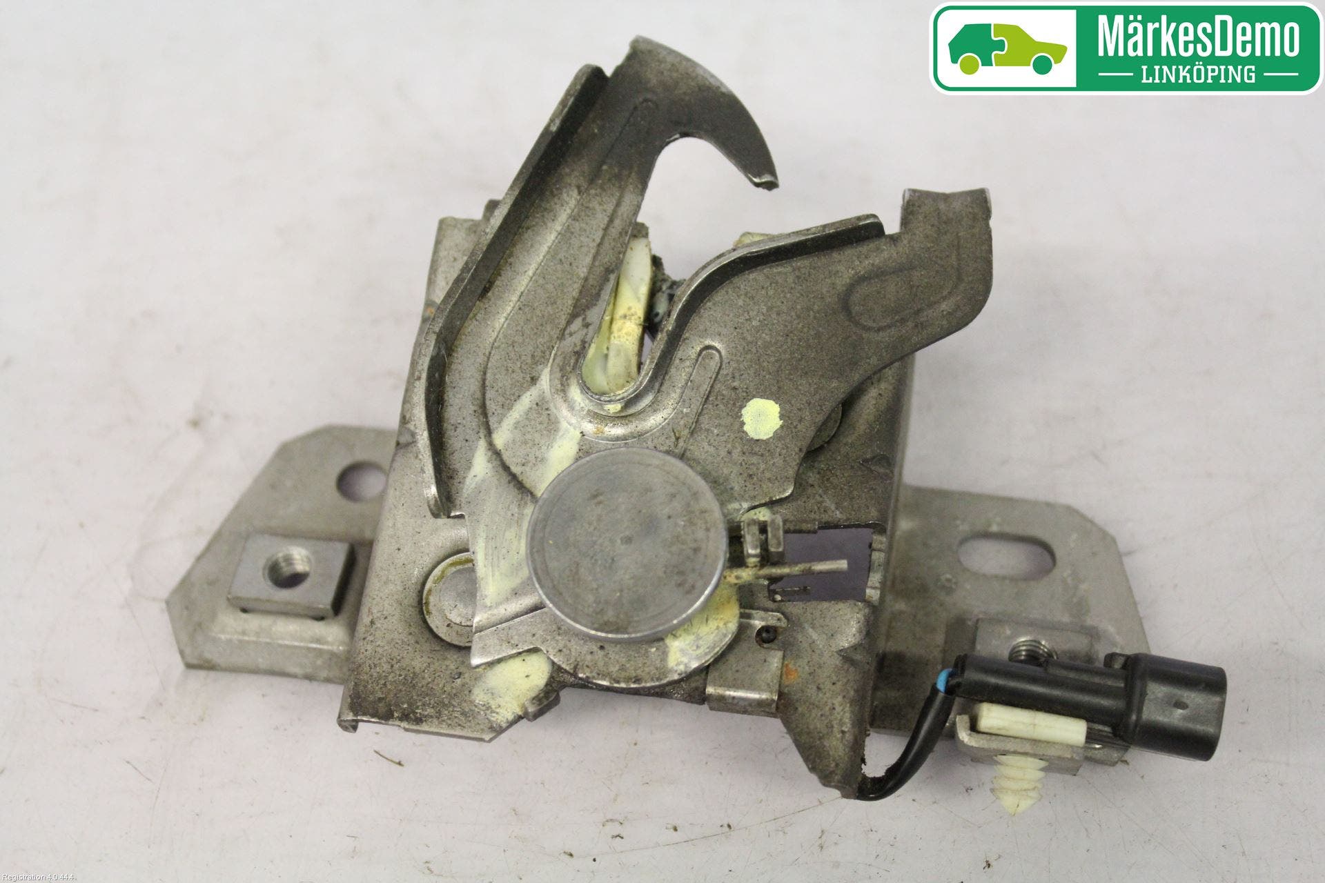 Volvo V50 04-07 Huvlås