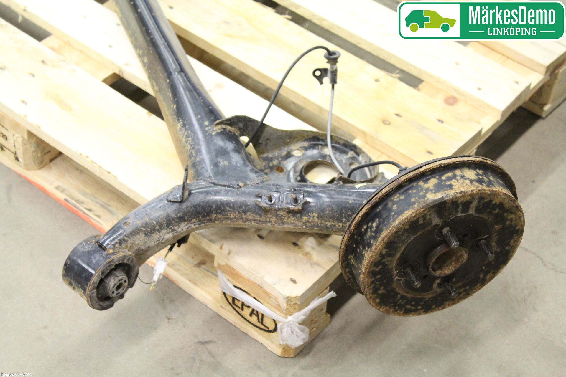 Toyota YARIS XP130 12-14 Bakaxel