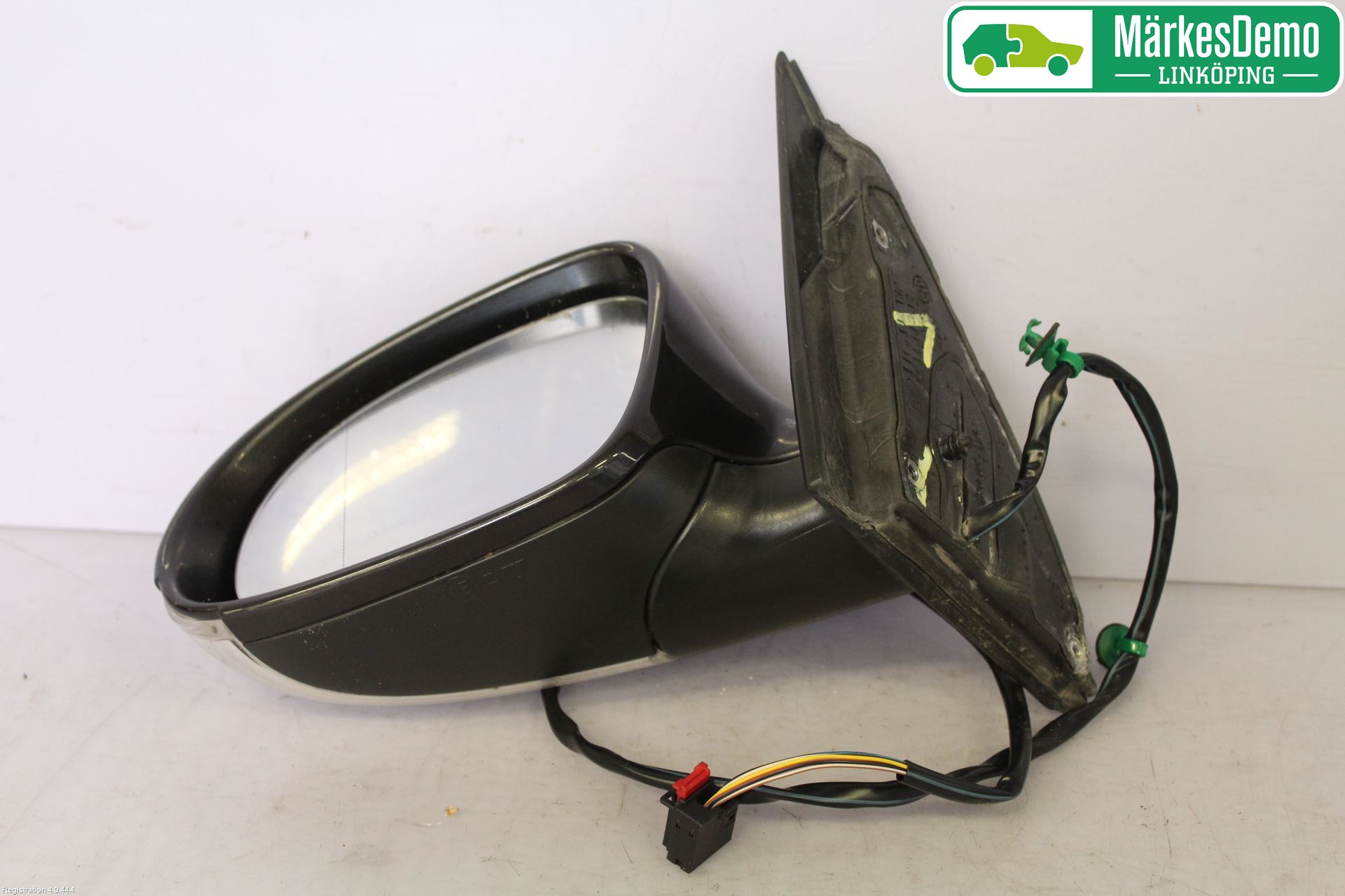 Volkswagen VW PASSAT 05-11 Spegel Yttre El Vä