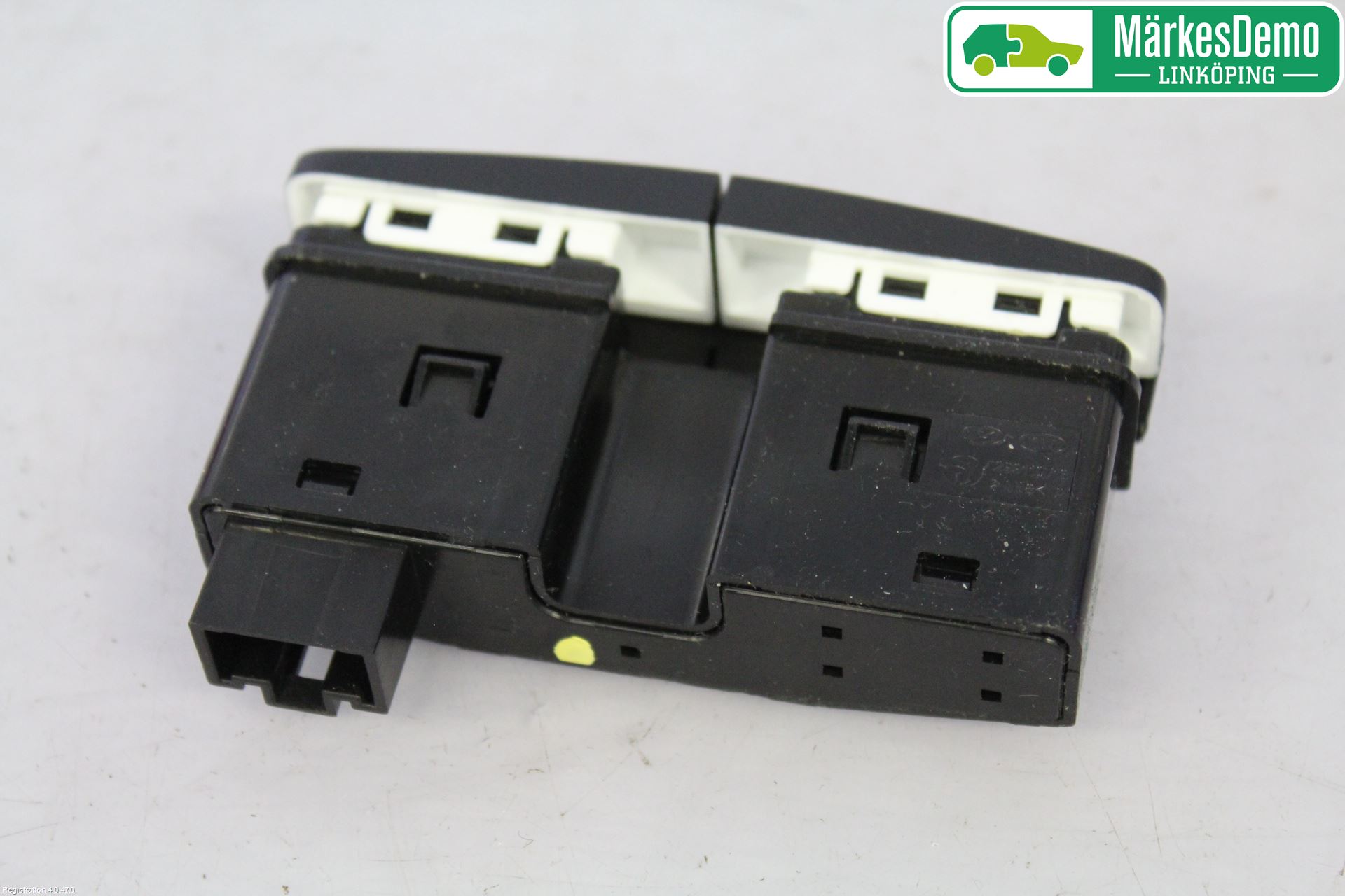 Kia RIO 12-16 Strömställare Stolvärme