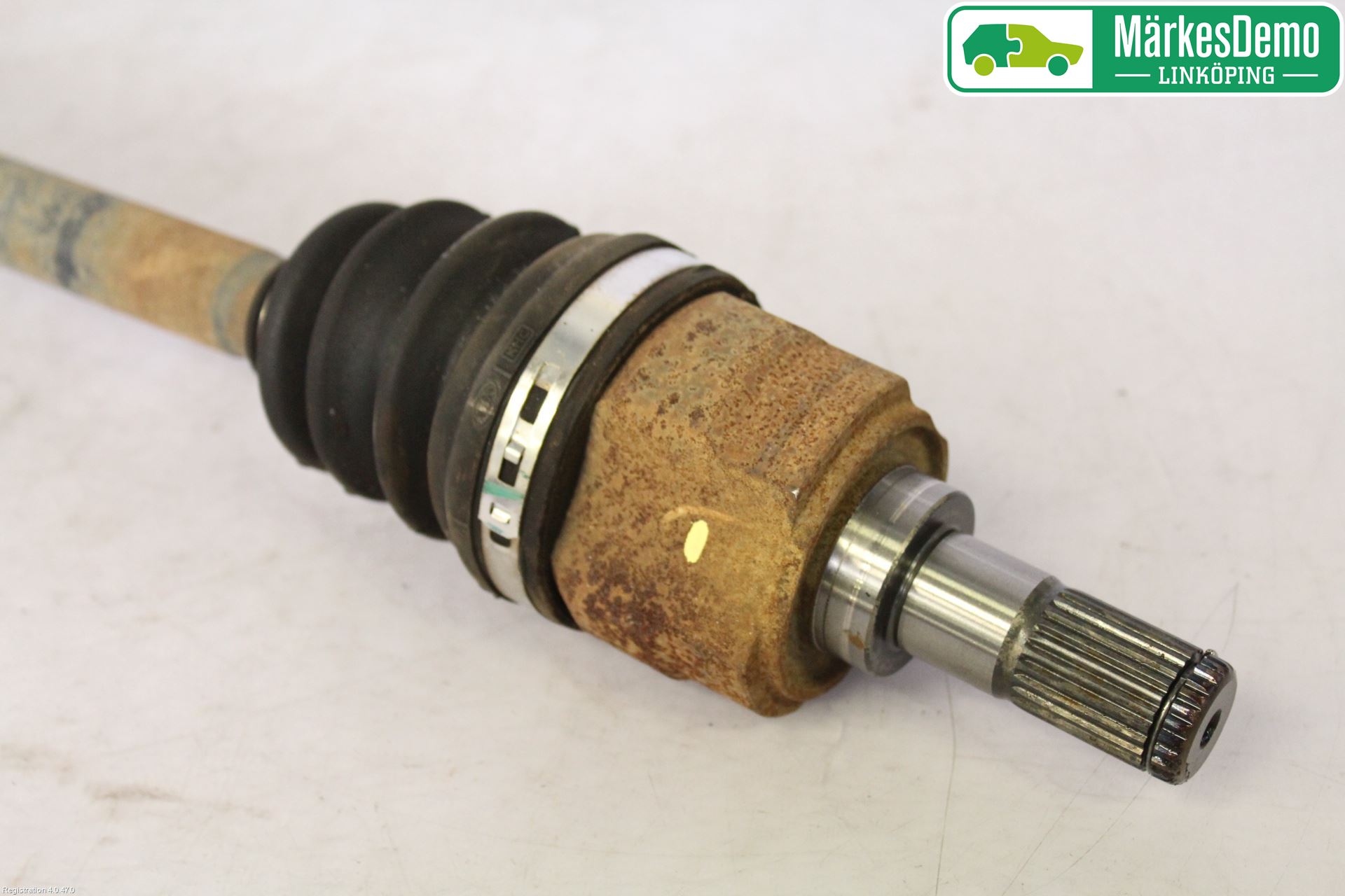 Hyundai i20 PB 09-14 Drivaxel Fram Höger