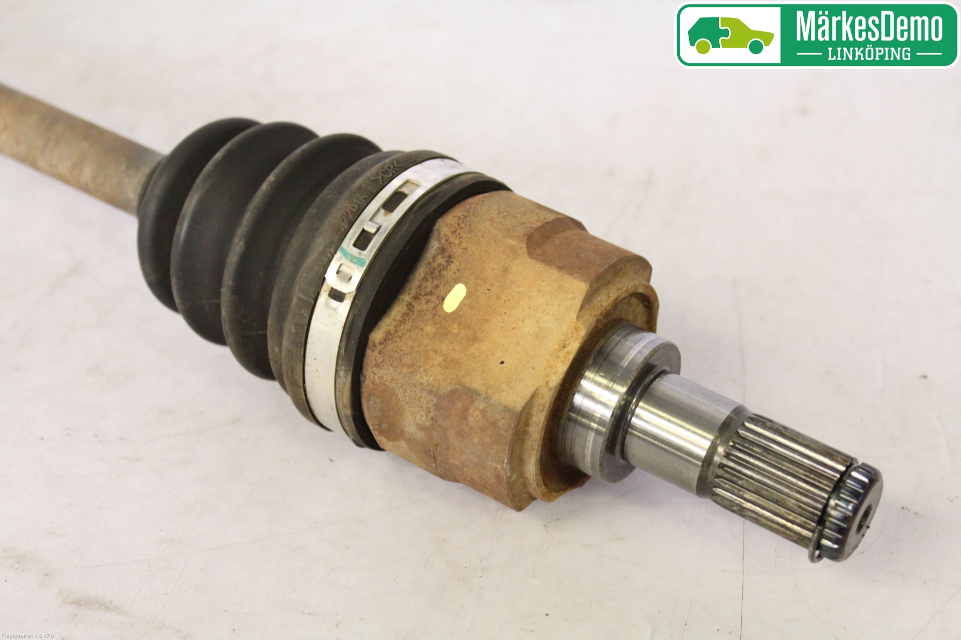 Hyundai i20 PB 09-14 Drivaxel Fram Vänster