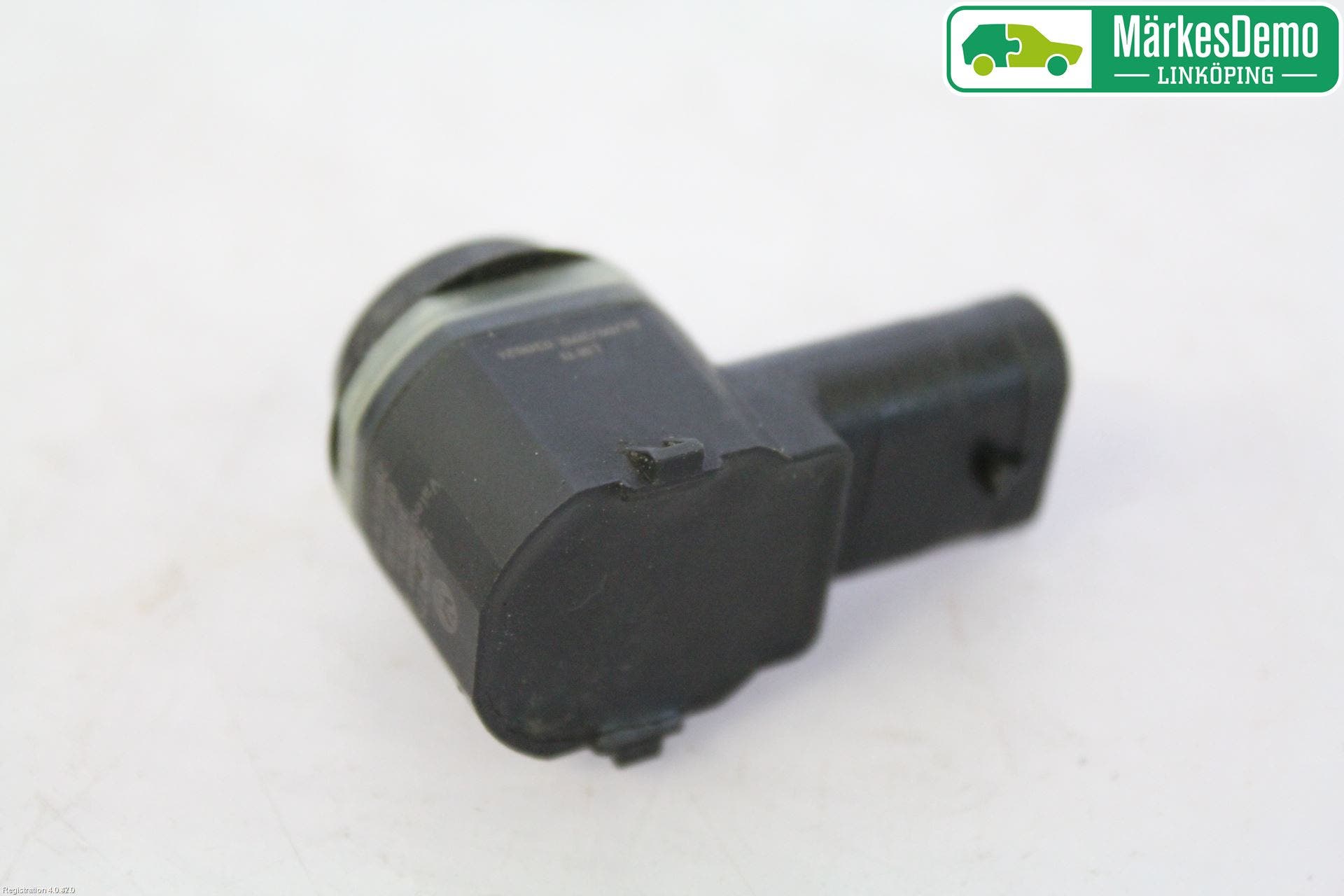 Volkswagen VW PASSAT 11-14 Parkeringshjälp Frontsensor