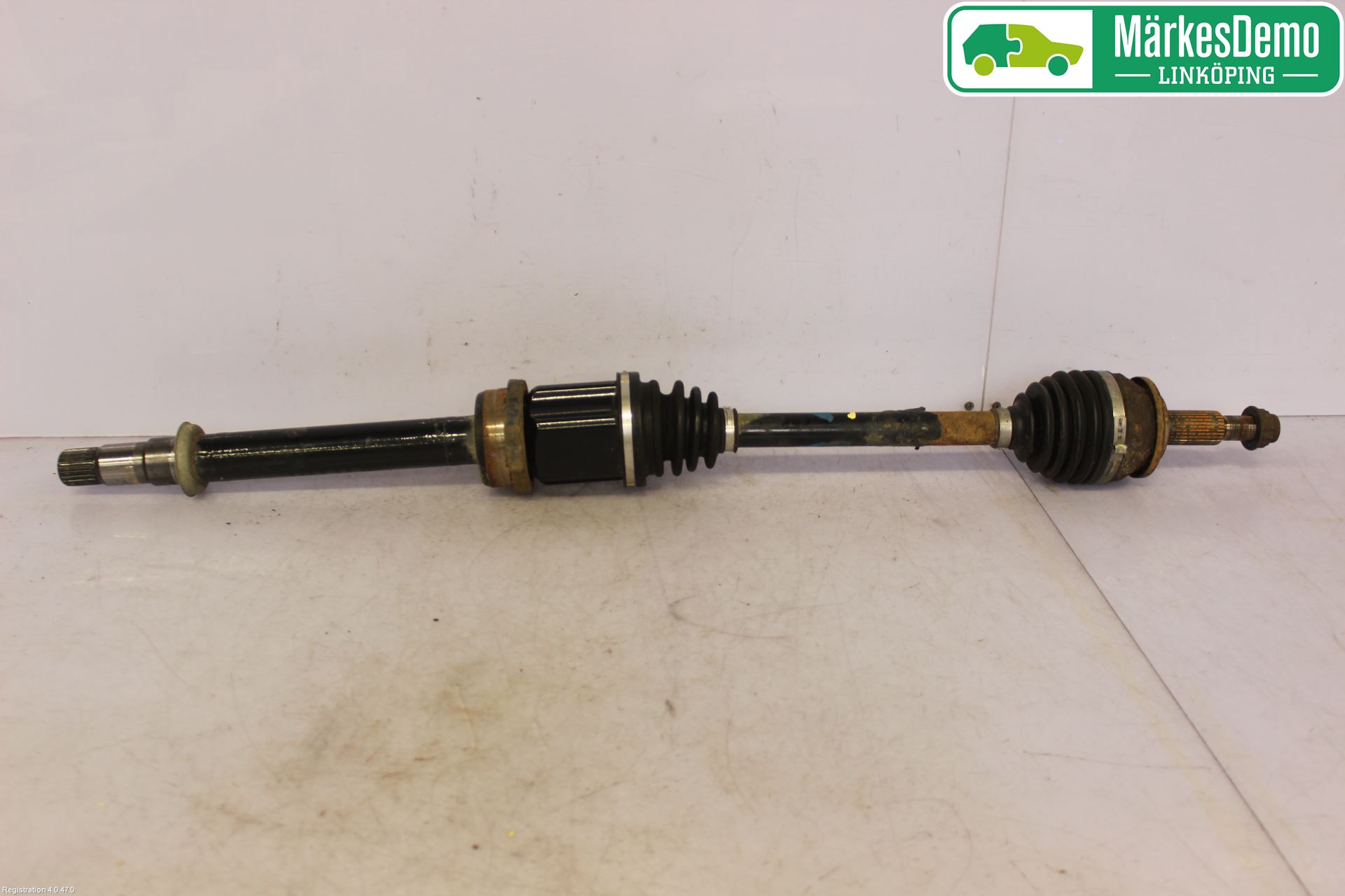 Toyota VERSO 09-18 Drivaxel Fram Höger