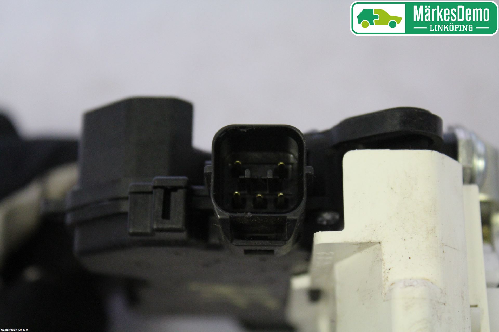 Mitsubishi OUTLANDER 07-12 Låskista-Dörrlås