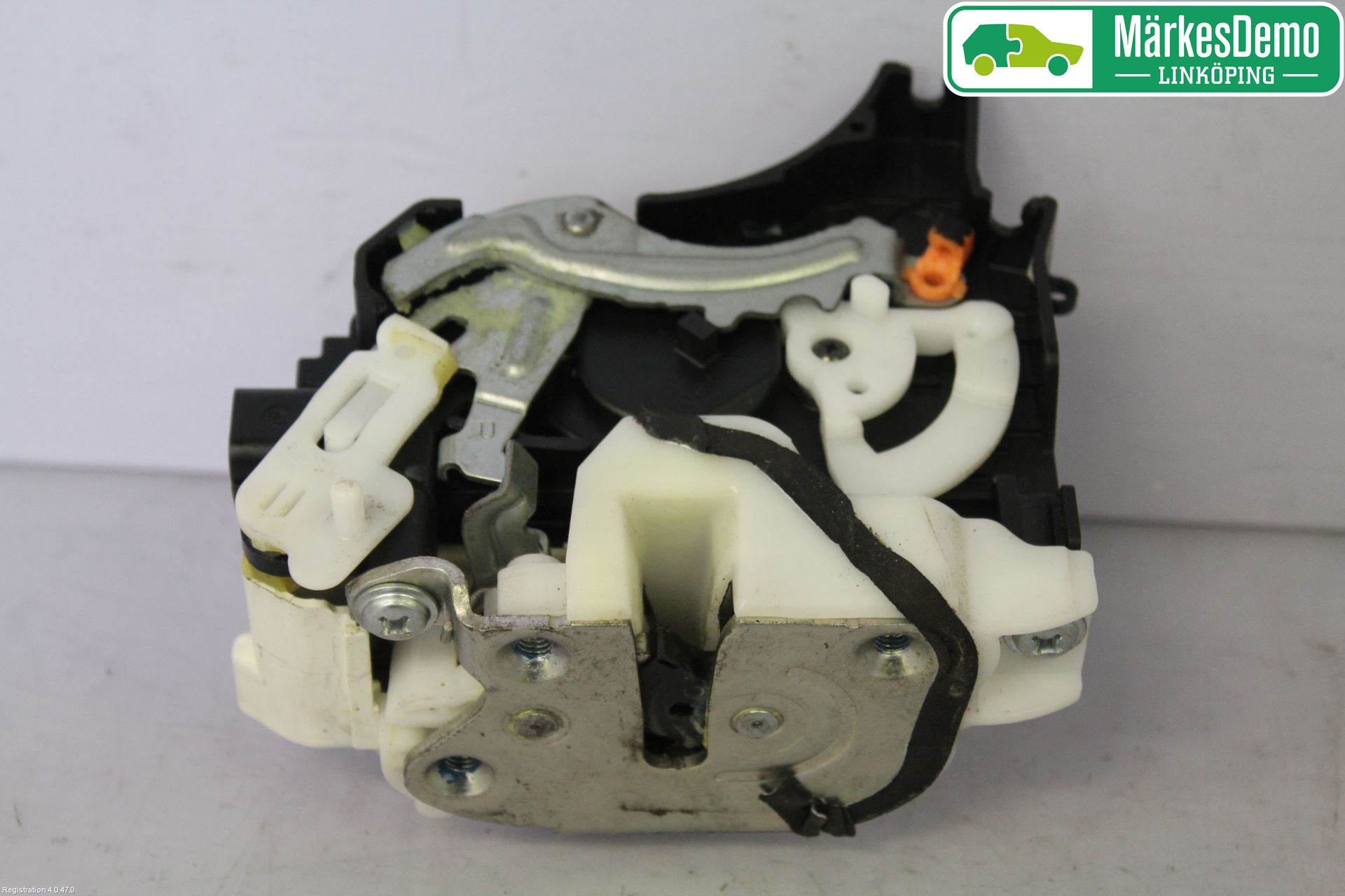 Mitsubishi OUTLANDER 07-12 Låskista-Dörrlås