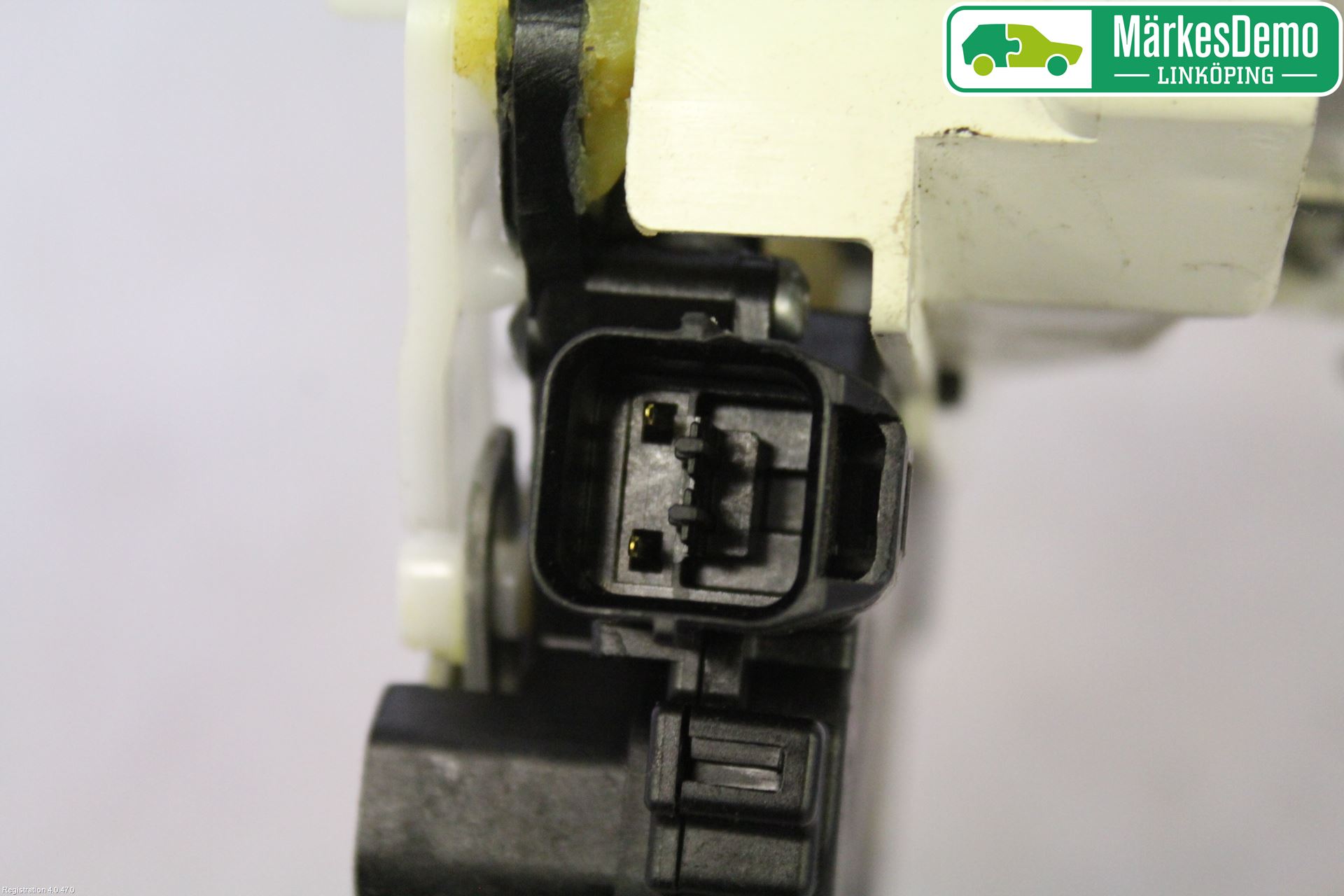 Mitsubishi OUTLANDER 07-12 Låskista-Dörrlås