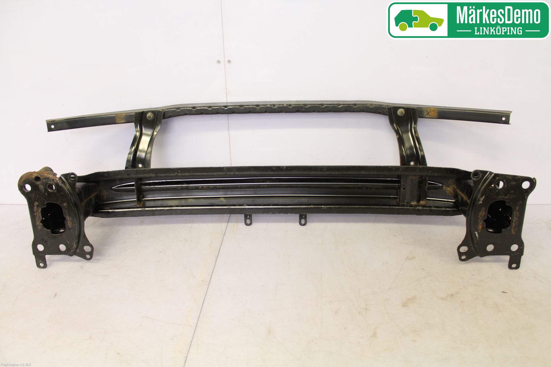 Volkswagen VW PASSAT 05-11 Stötfångarbalk Fram