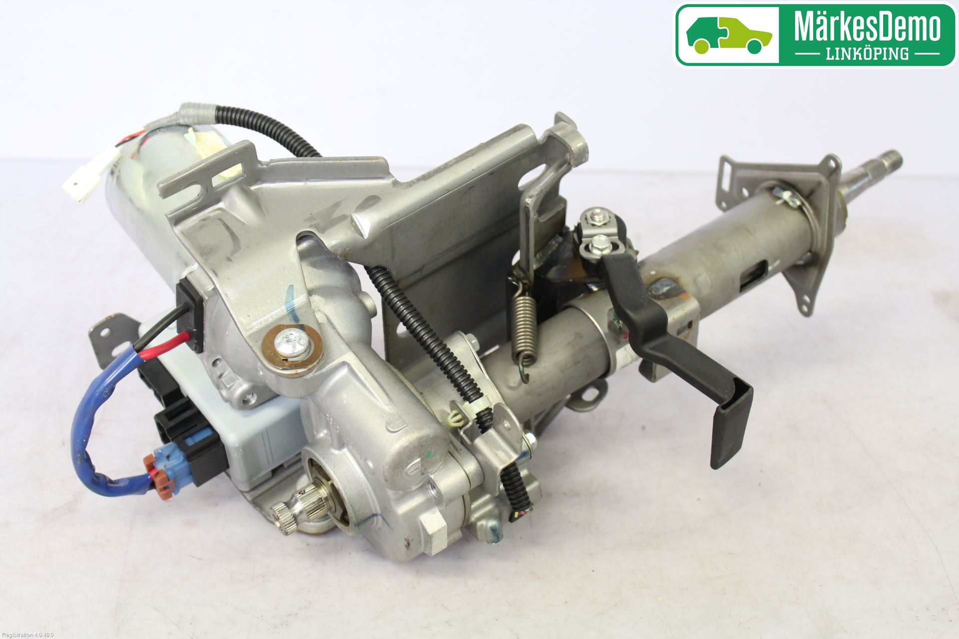 Nissan MICRA 08-10 Rattaxelagg Med Inb Servo