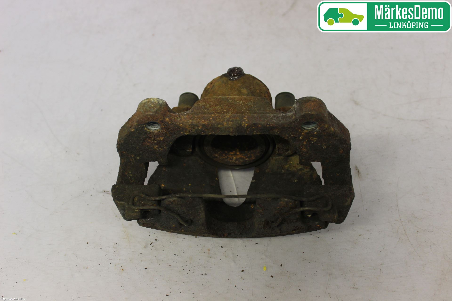 Saab 9-5     06-10 Bromsok Fram Vänster