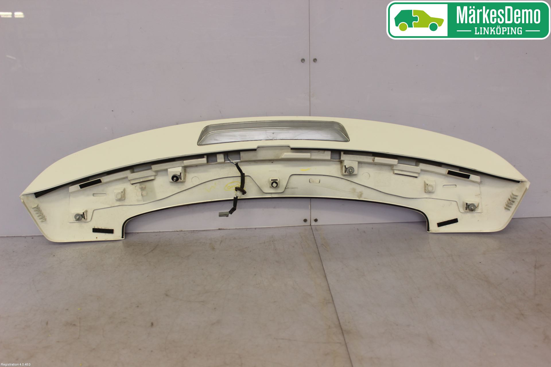 Toyota AVENSIS 09-15 Spoiler Baklucka