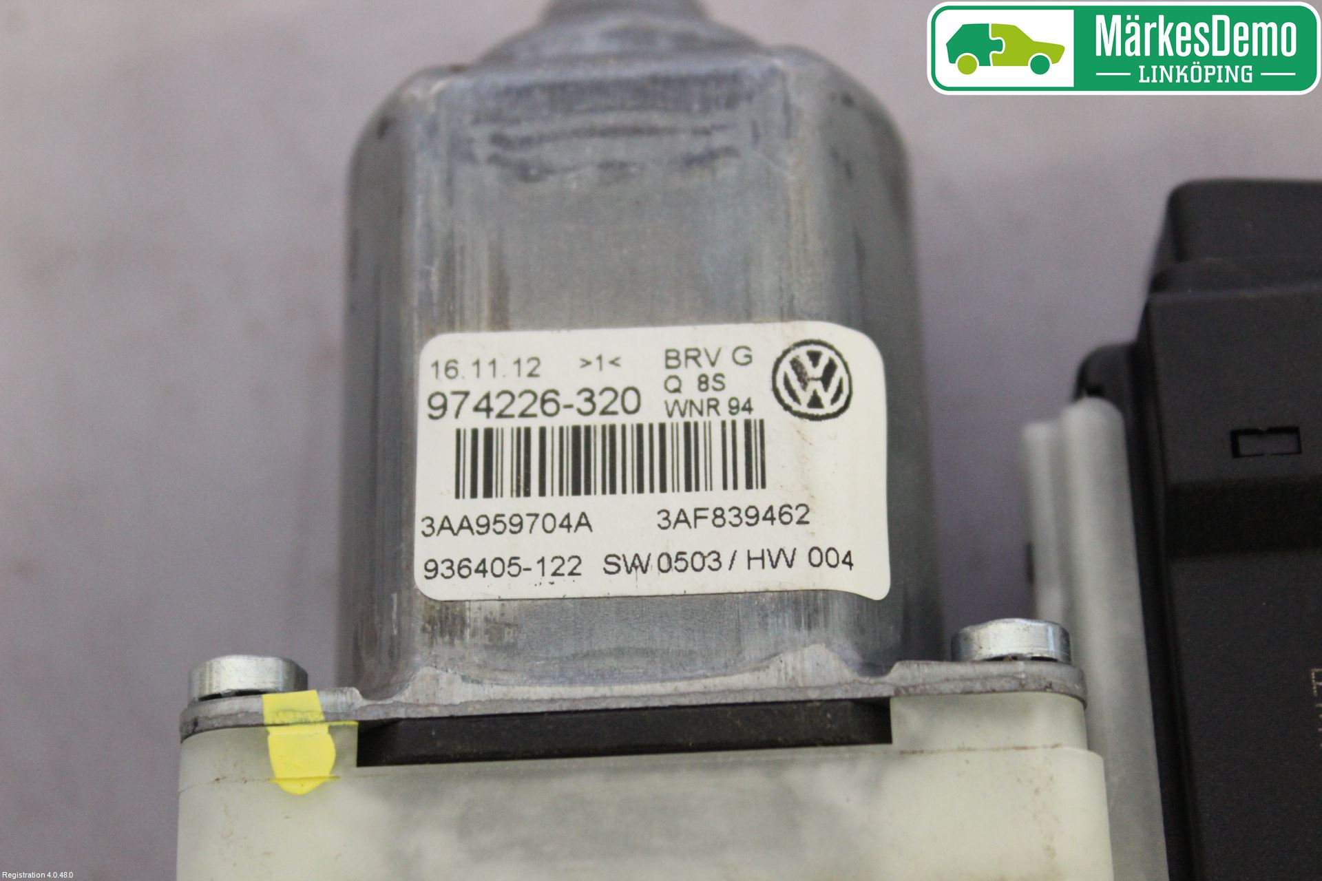 Volkswagen VW PASSAT 11-14 Fönsterhissmotor