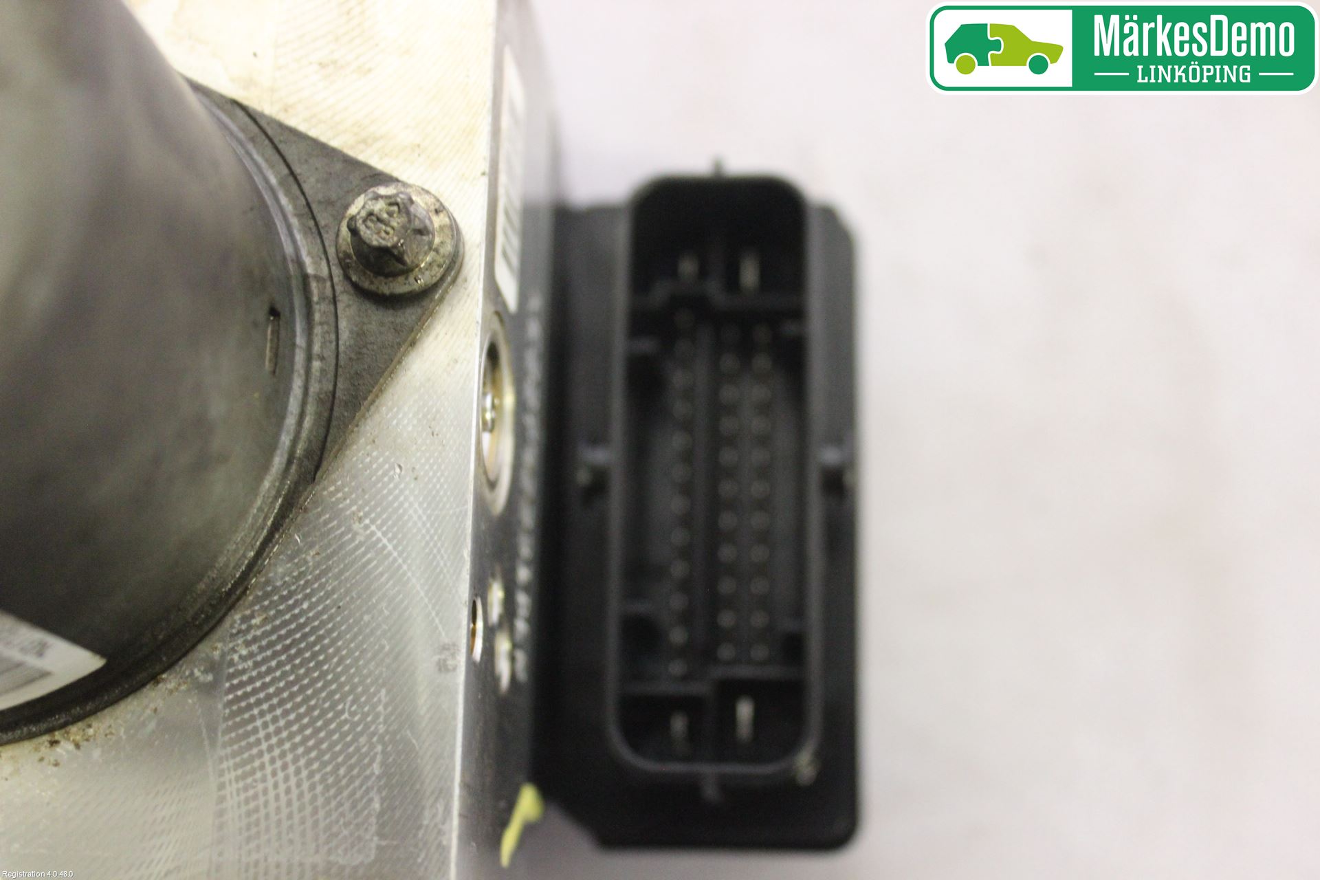 Volkswagen VW PASSAT 11-14 Abs Hydraulaggregat