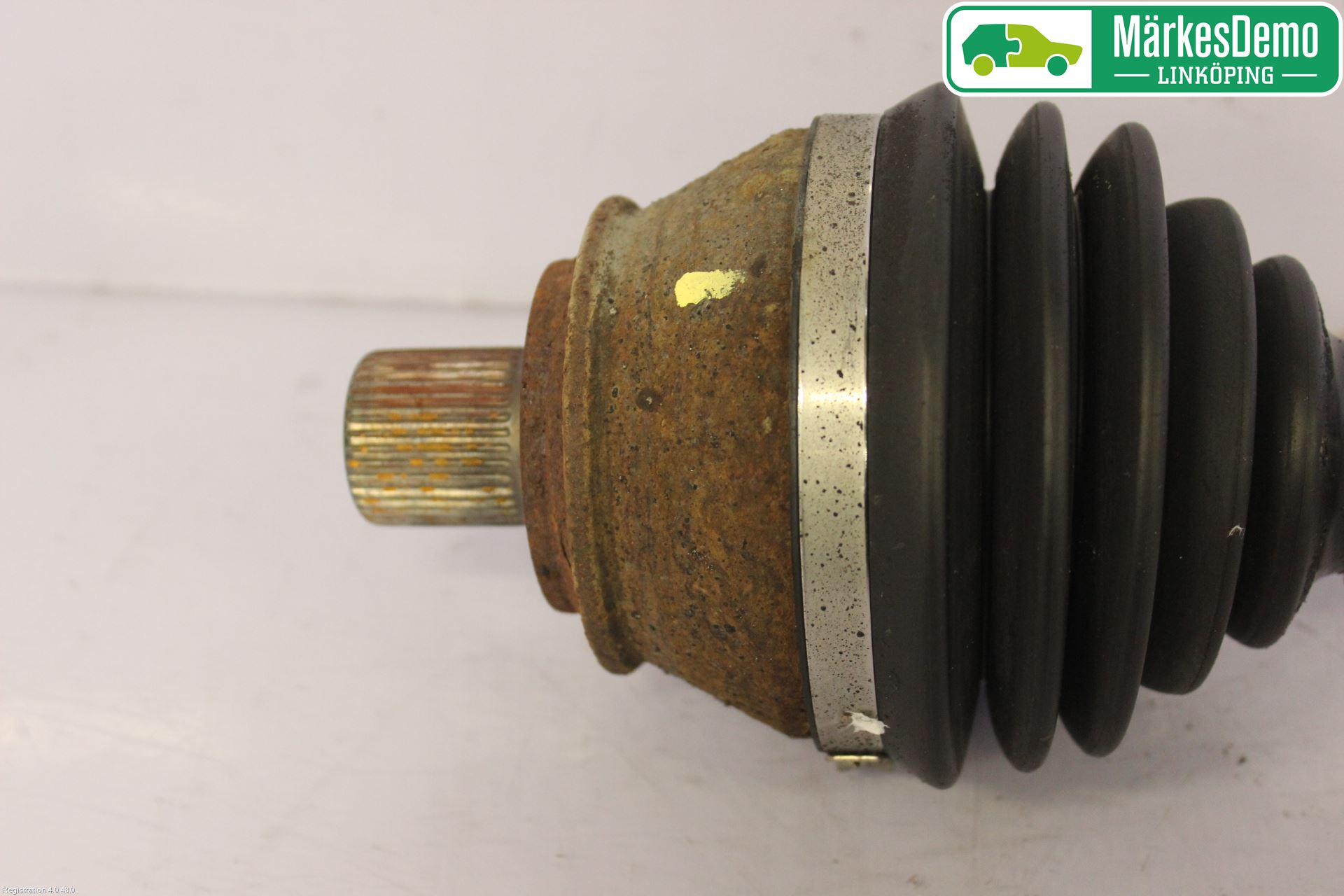 Audi A6/S6     05-11 Drivaxel Fram Höger