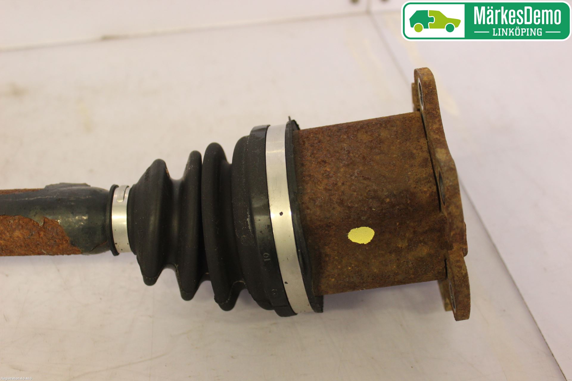 Audi A6/S6     05-11 Drivaxel Fram Vänster