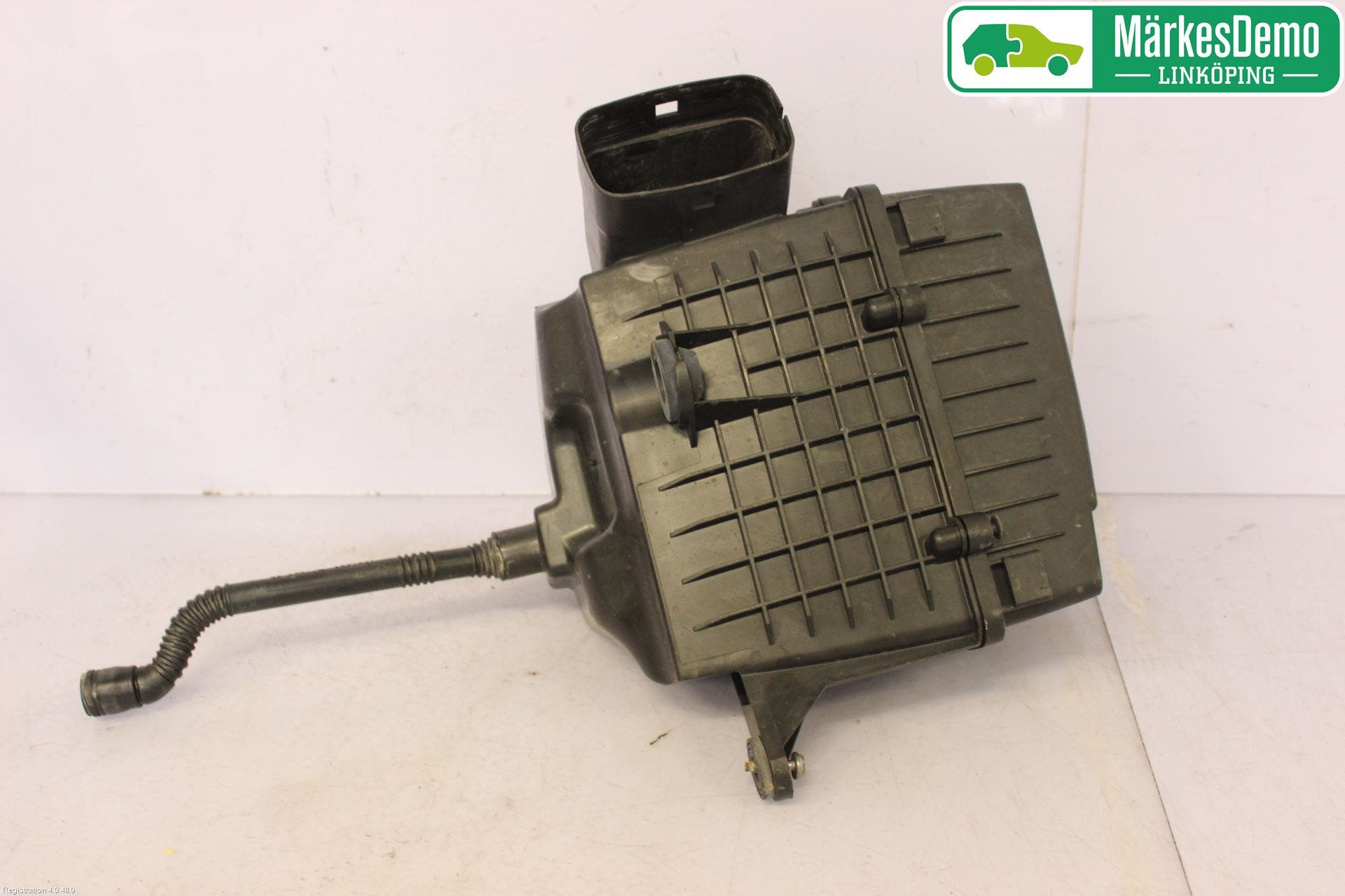 Volkswagen VW POLO 10-17 Luftrenare