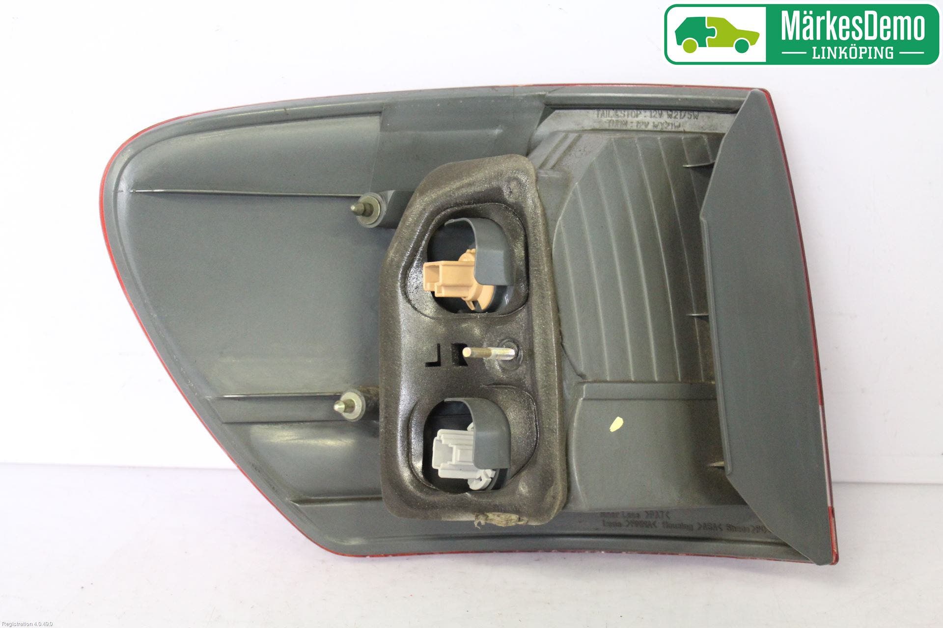 Toyota AVENSIS VERSO Bakljus Höger