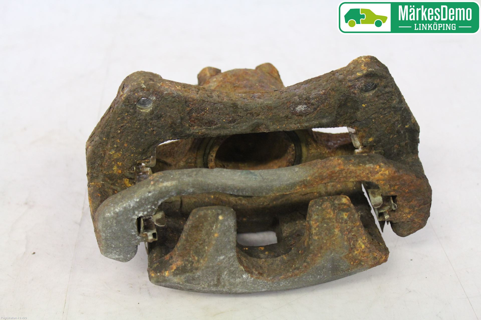 Mitsubishi LANCER 07-14 Bromsok Fram Vänster