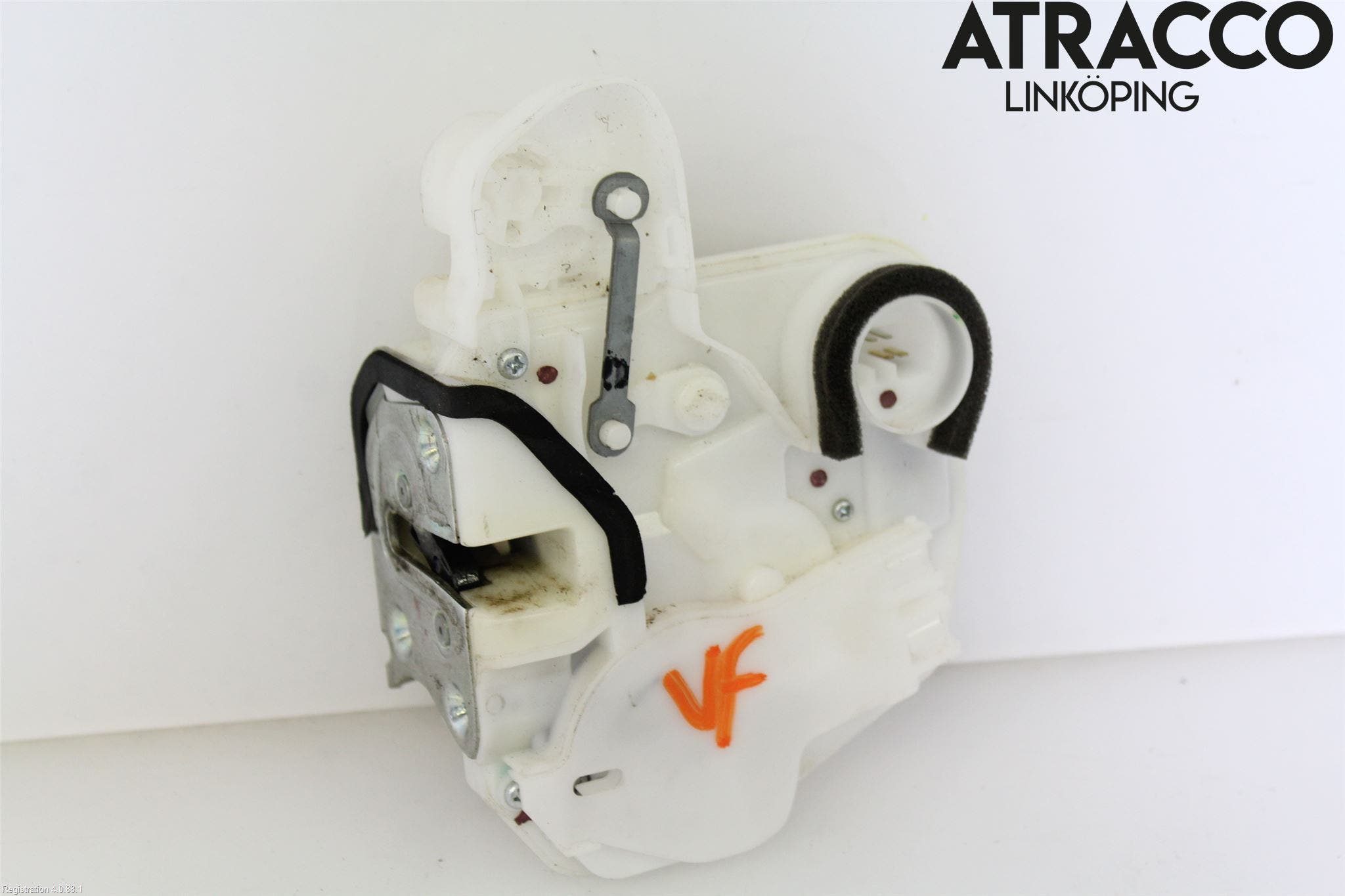 Mitsubishi L200 16-23 Låskista-Dörrlås