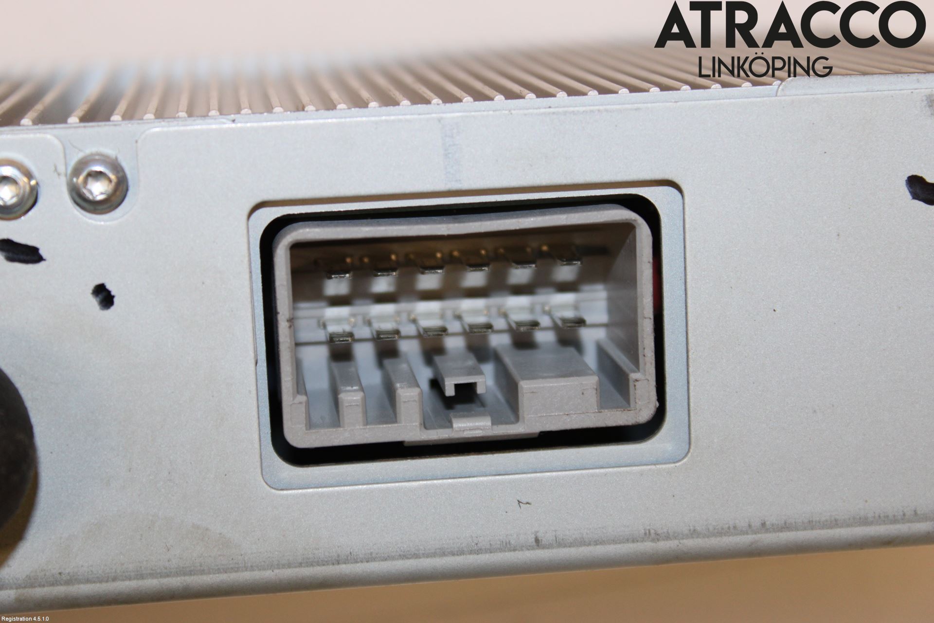 Ford RANGER EU 12-23 Inverter 12 -> 220 V