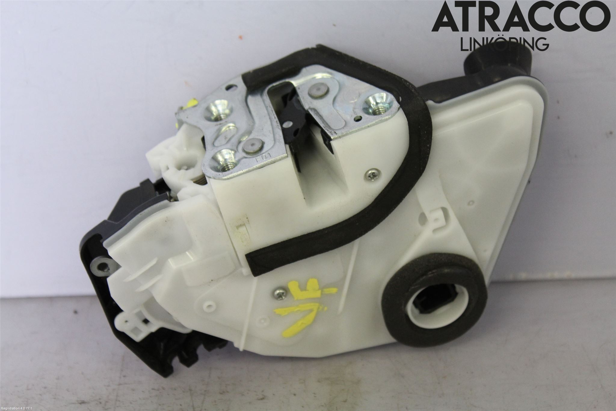 Suzuki SWIFT 17-24 Låskista-Dörrlås