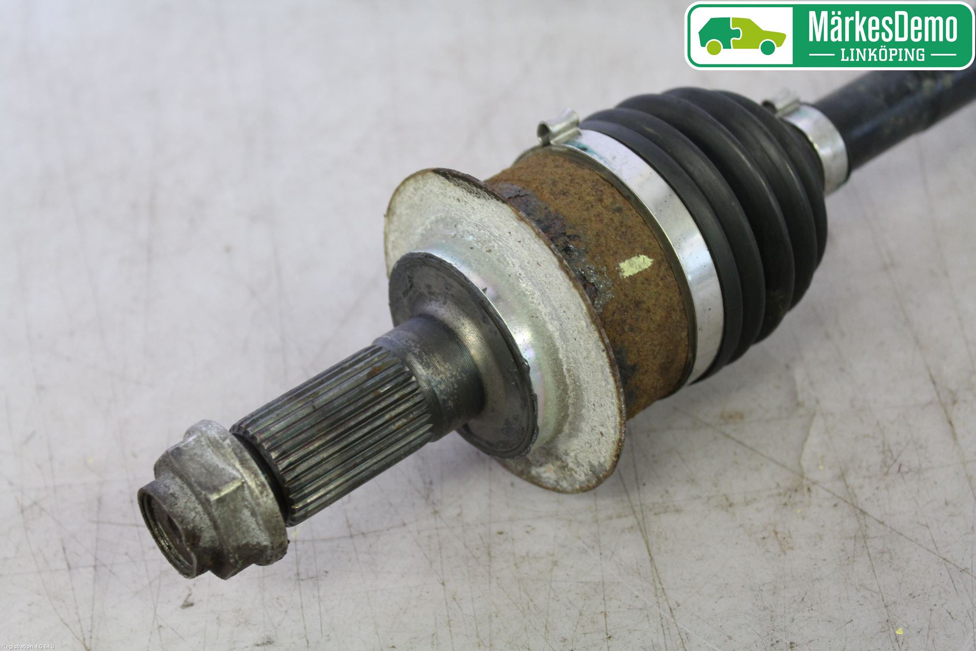 Suzuki SX4 10-13 Drivaxel Fram Vänster
