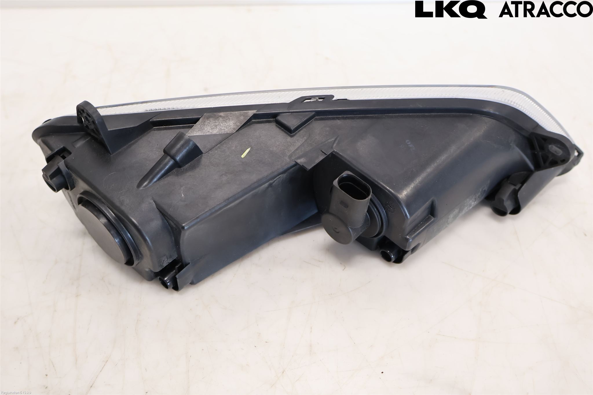 Volkswagen VW PASSAT 11-14 Dimljus-Varselljus Fram