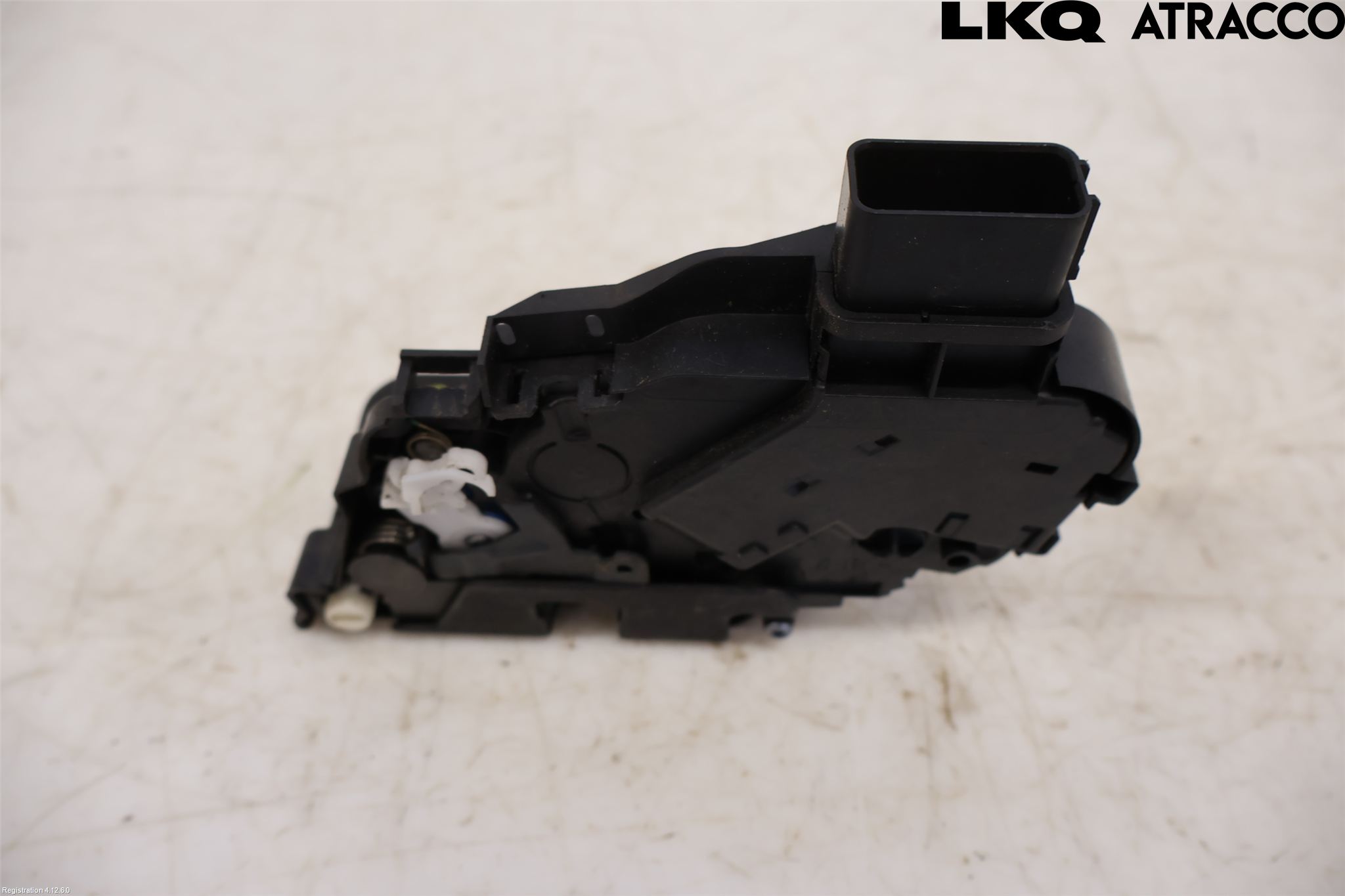 Volvo V70 08-13 Låskista-Dörrlås