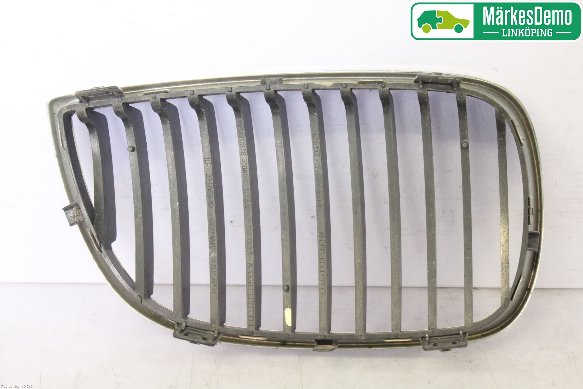 BMW 1 E87/81 5D/3D 03-11 Grilldel Vänster