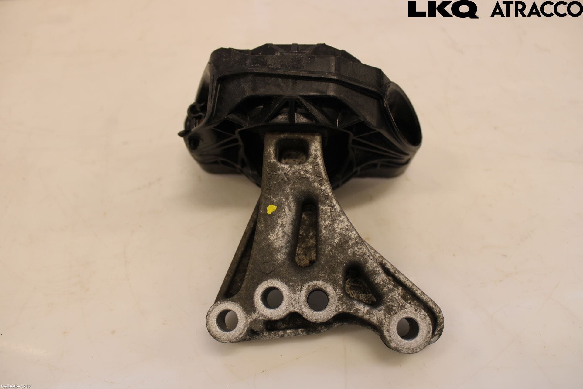 Peugeot 2008 13-20 Motorfäste