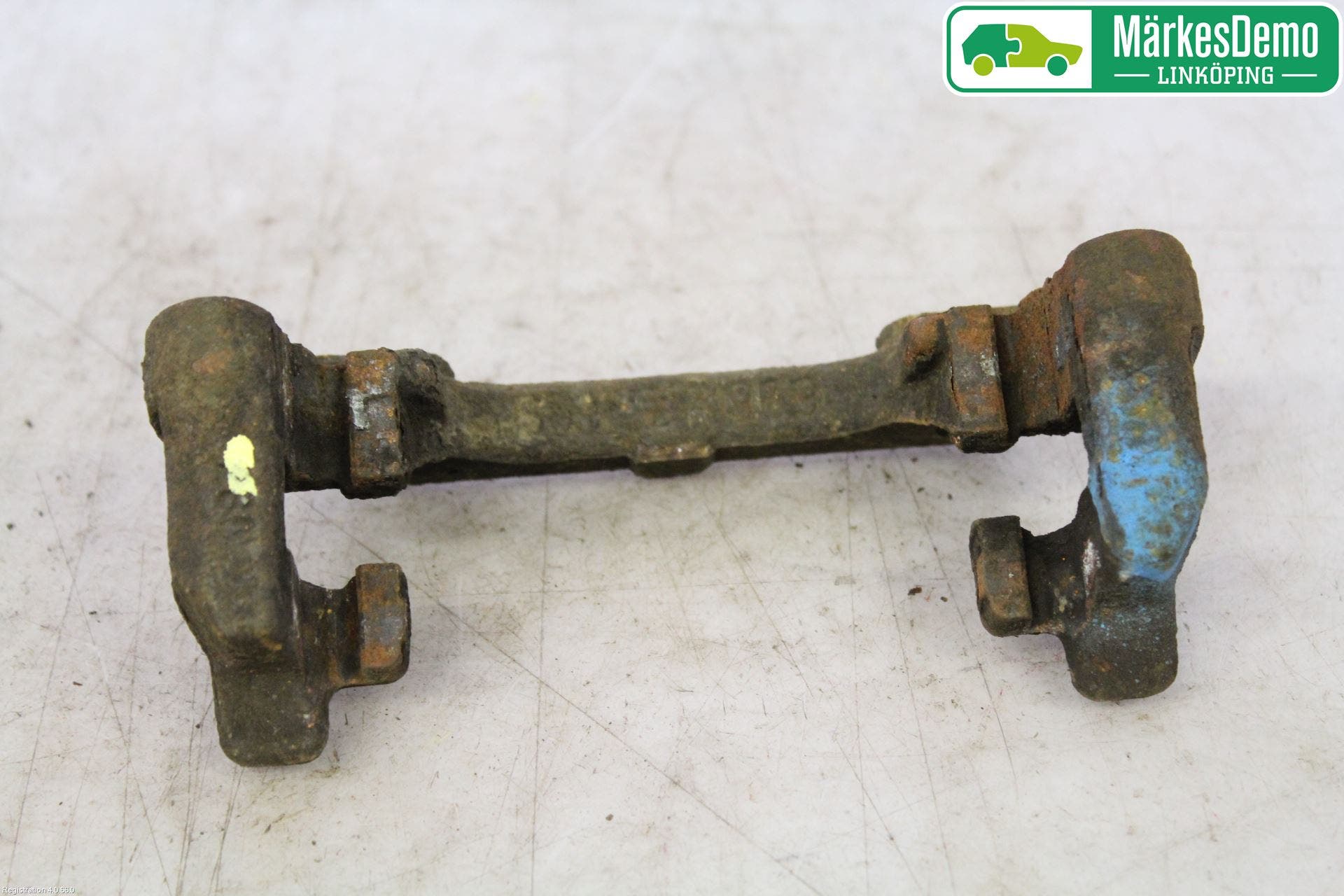 Volvo V40 12-19 Bromsokshållare