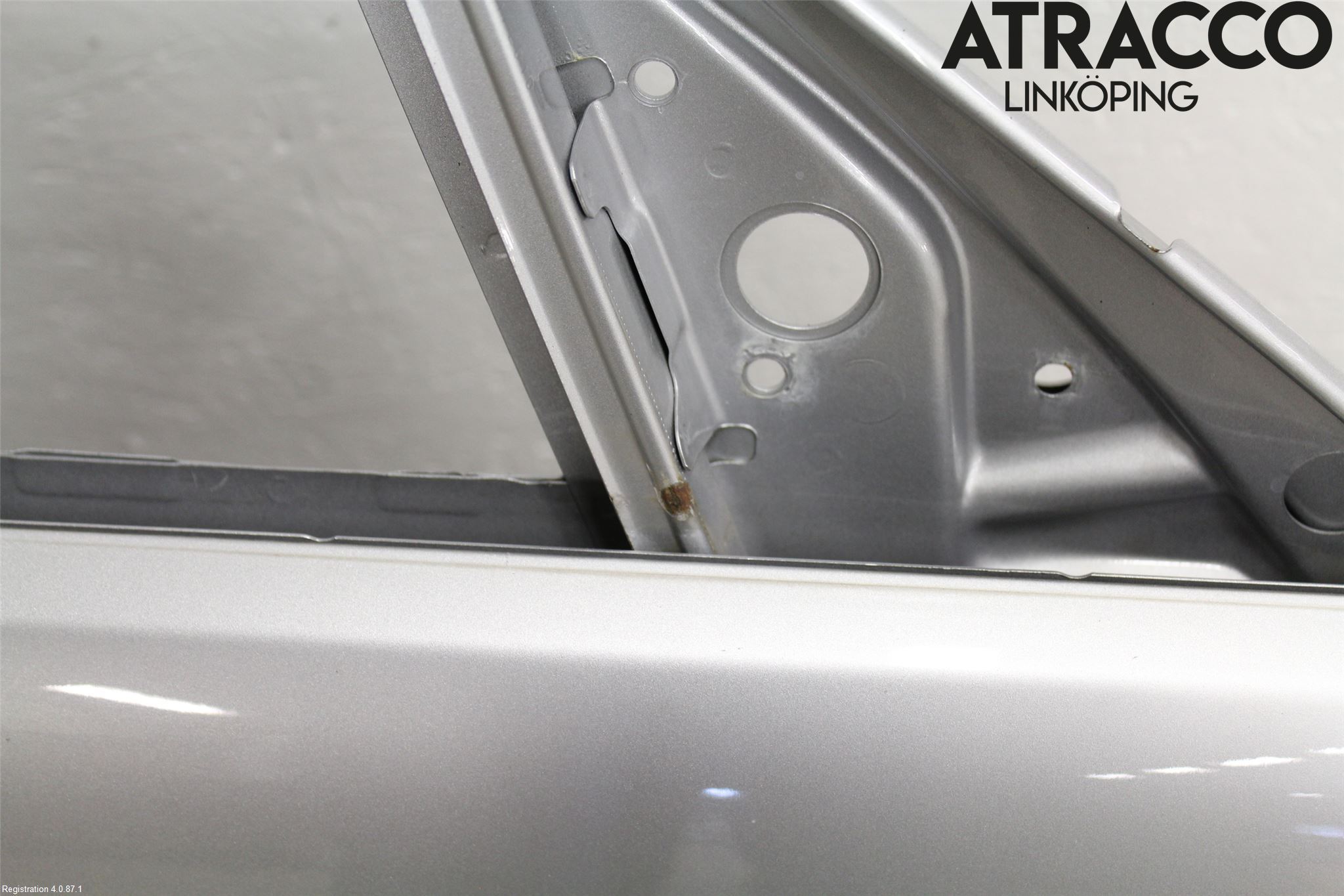 BMW 3 E90/91 SED/TOU 05-12 Dörr Fram Höger