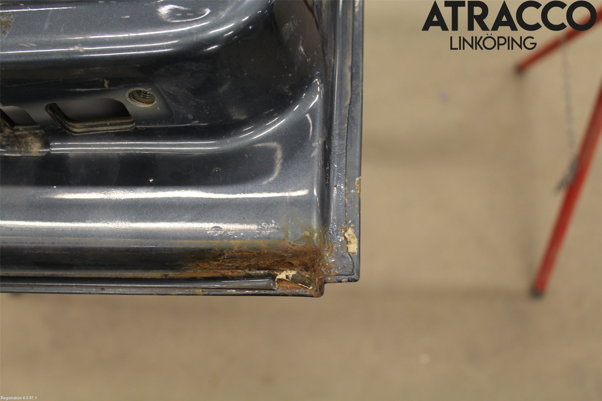 Volkswagen VW CADDY      04-10 Dörr Bak Van-Skåp Höger