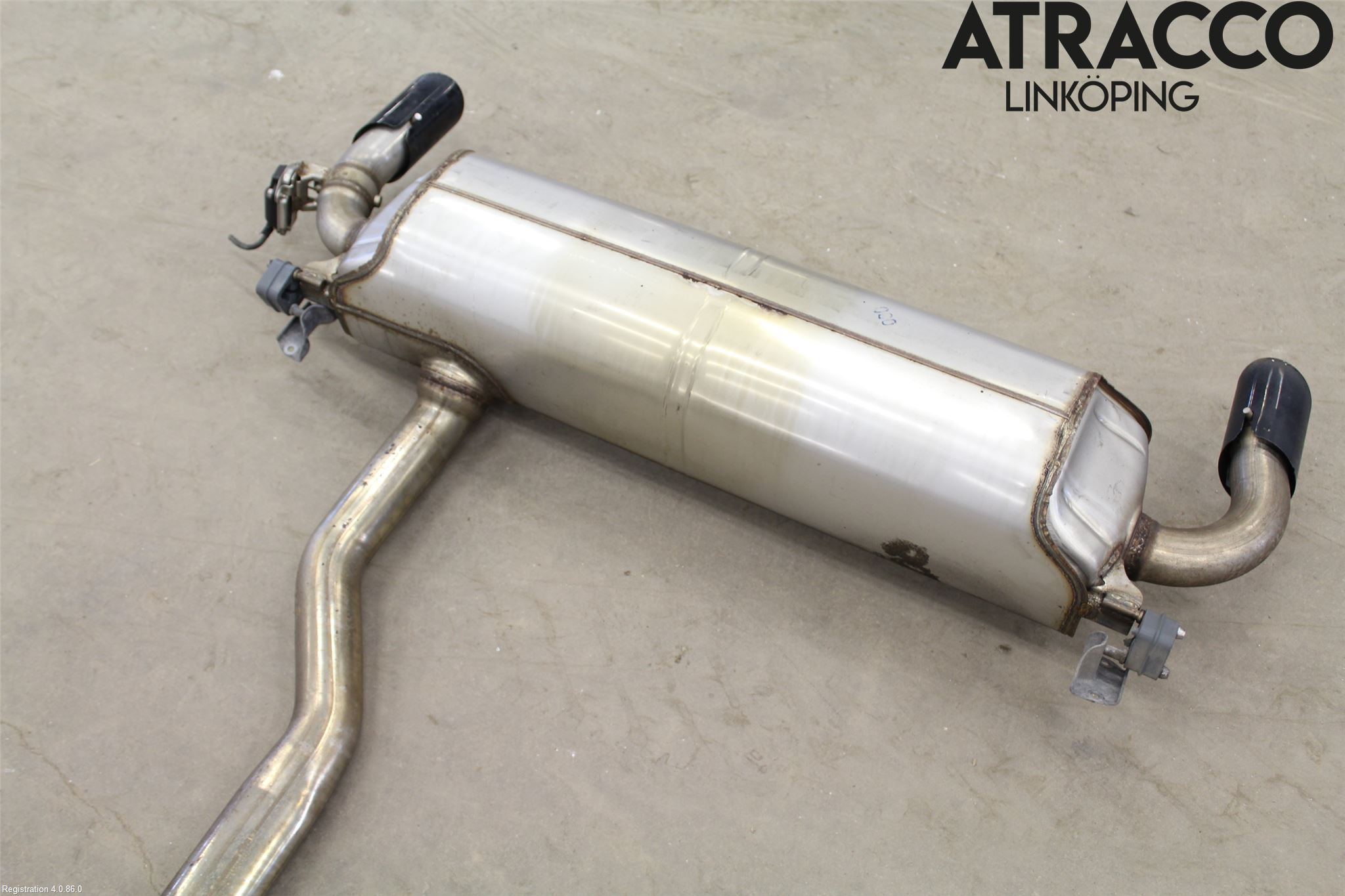 BMW 5 G30/G31/F90 17-23 Avgas Halvsats