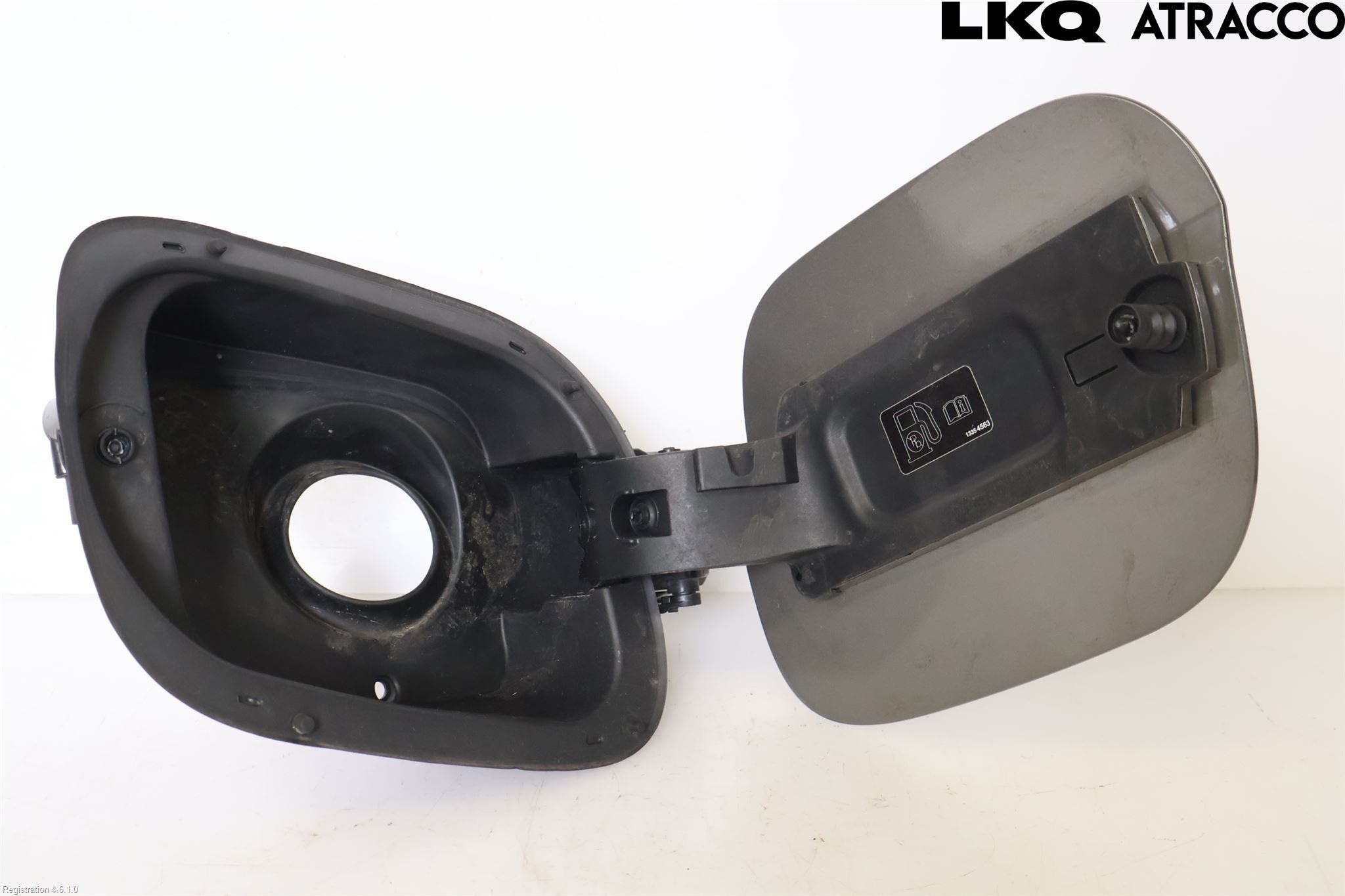 Opel ASTRA K 16-22 Tanklucka