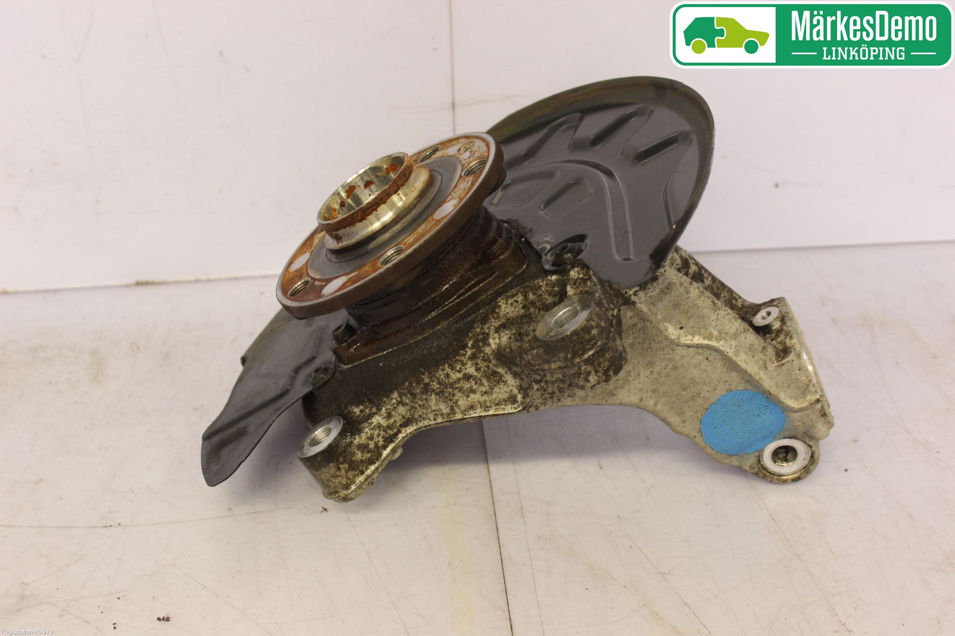 Volkswagen VW PASSAT 15-19 Styrspindel Lagerhus Hö