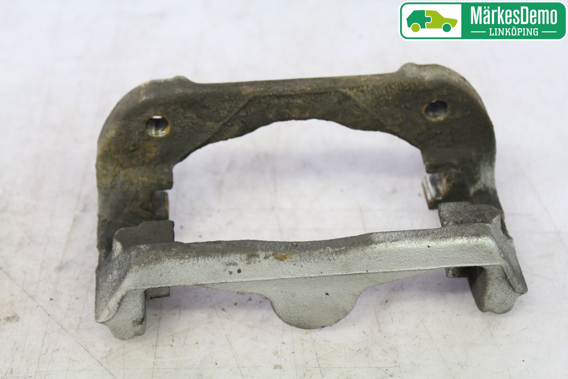 BMW 1 E87/81 5D/3D 03-11 Bromsokshållare