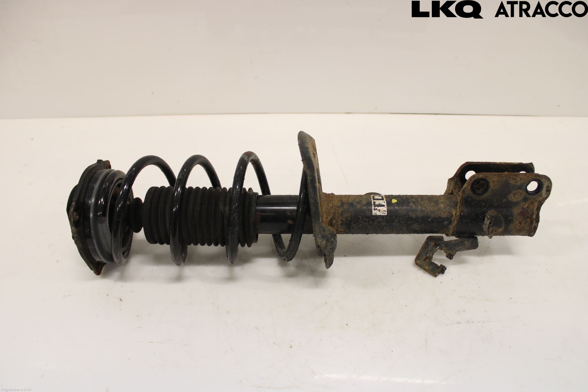 Nissan JUKE 14-19 Fjäderben Fram Vänster